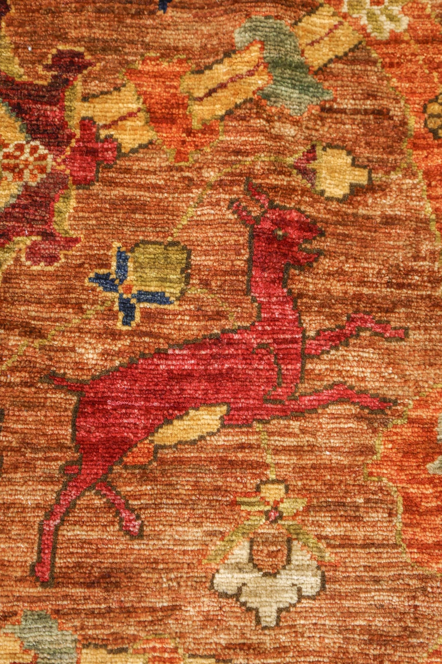 Handwoven Traditional Animal Agra Rug J77017 - Perfect for Living Room, Bedroom, or Home Decor