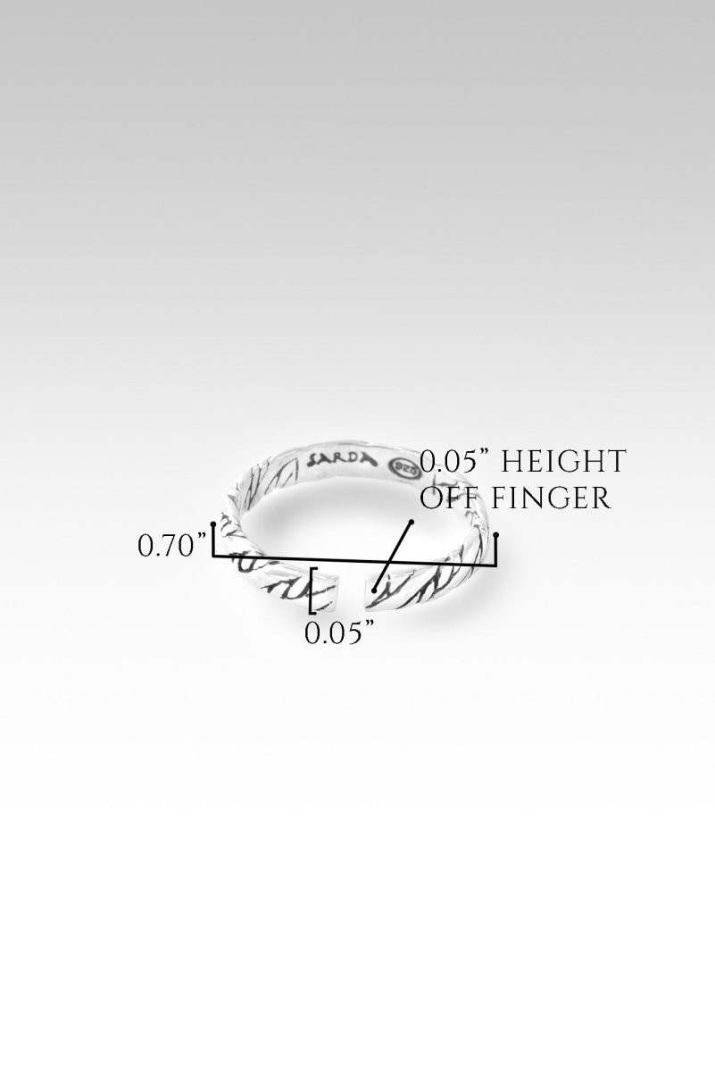 Heartfelt Joy Midi/Toe Ring™ in Twist - Elegant Adjustable Toe Rings for Women, Perfect for Beach, Summer & Pedicure Days