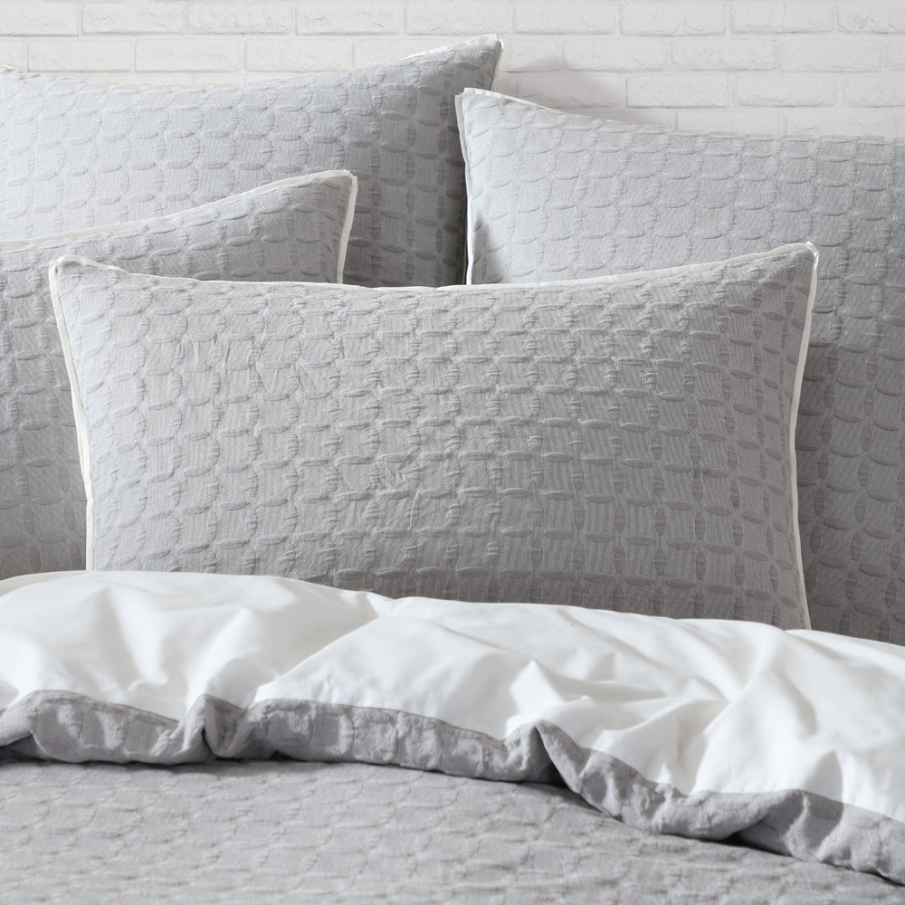 Premium Flo Fog Quilt Cover Set - King Size Bedding with Soft Microfiber, Breathable & Wrinkle-Resistant - Perfect for Master Bedroom, Guest Room & Hotel Decor