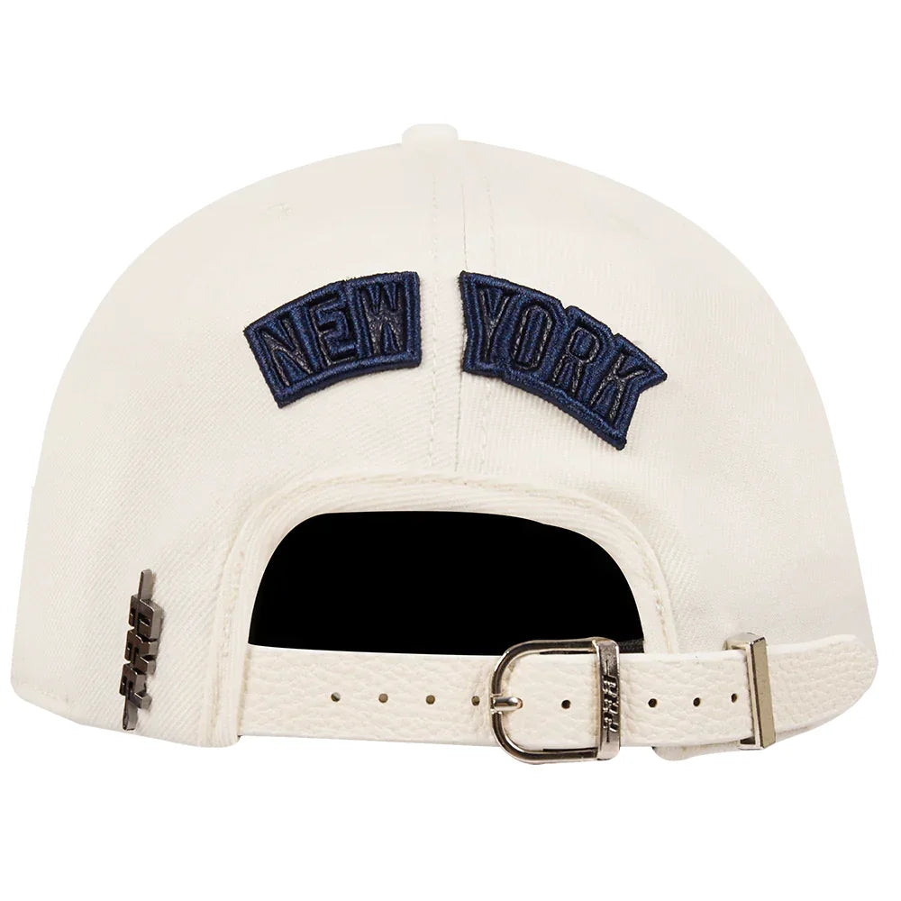 New York Yankees Snapback Hat - MLB Official Unisex Adjustable Baseball Cap in Eggshell White | Perfect for Games, Fan Gear & Streetwear Fashion