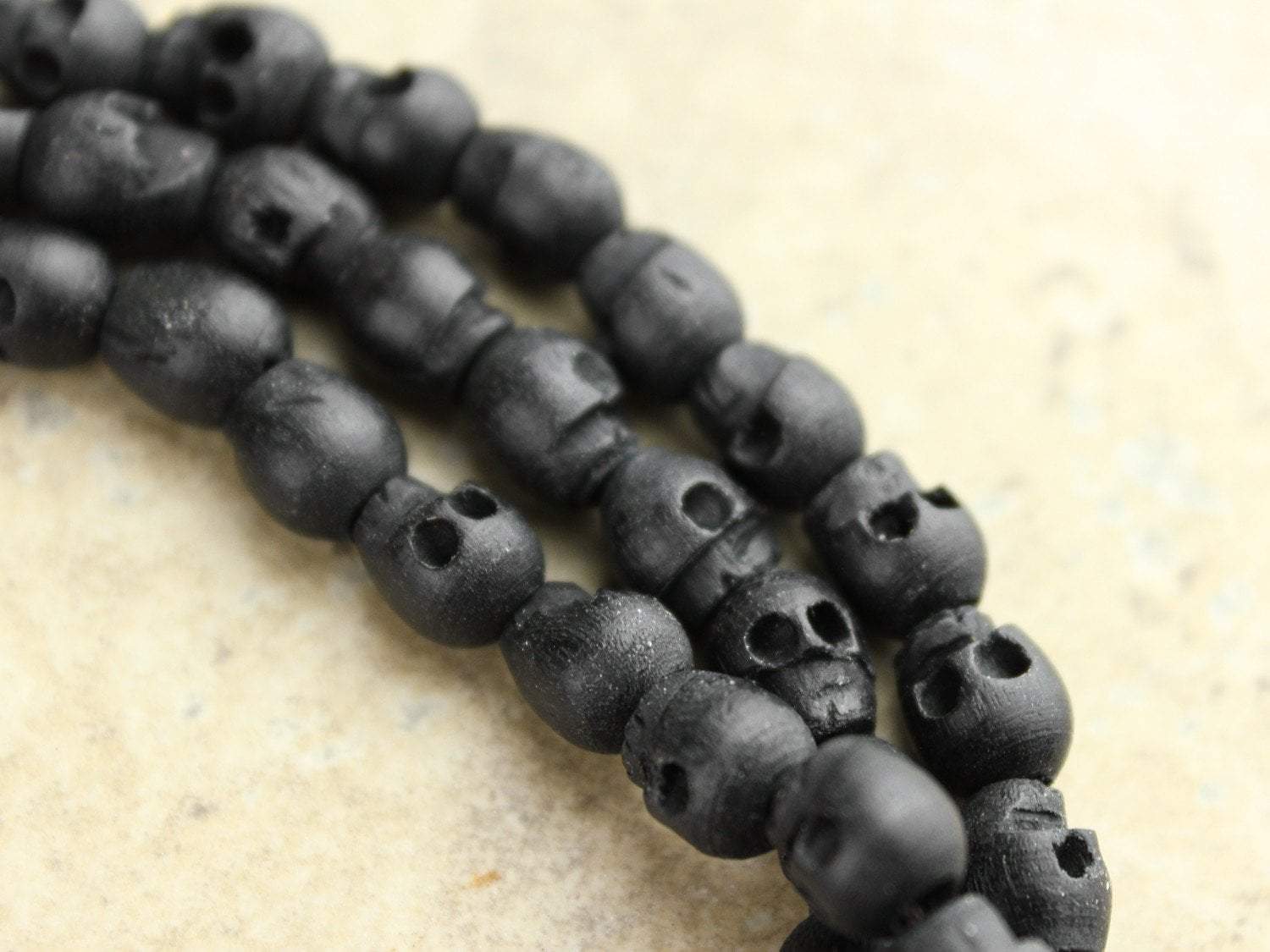 Hand Carved Black Wooden Skull Bead Mala Necklace - Meditation Prayer Beads for Yoga, Mindfulness & Spiritual Practice - Unique Buddhist & Boho Jewelry Gift