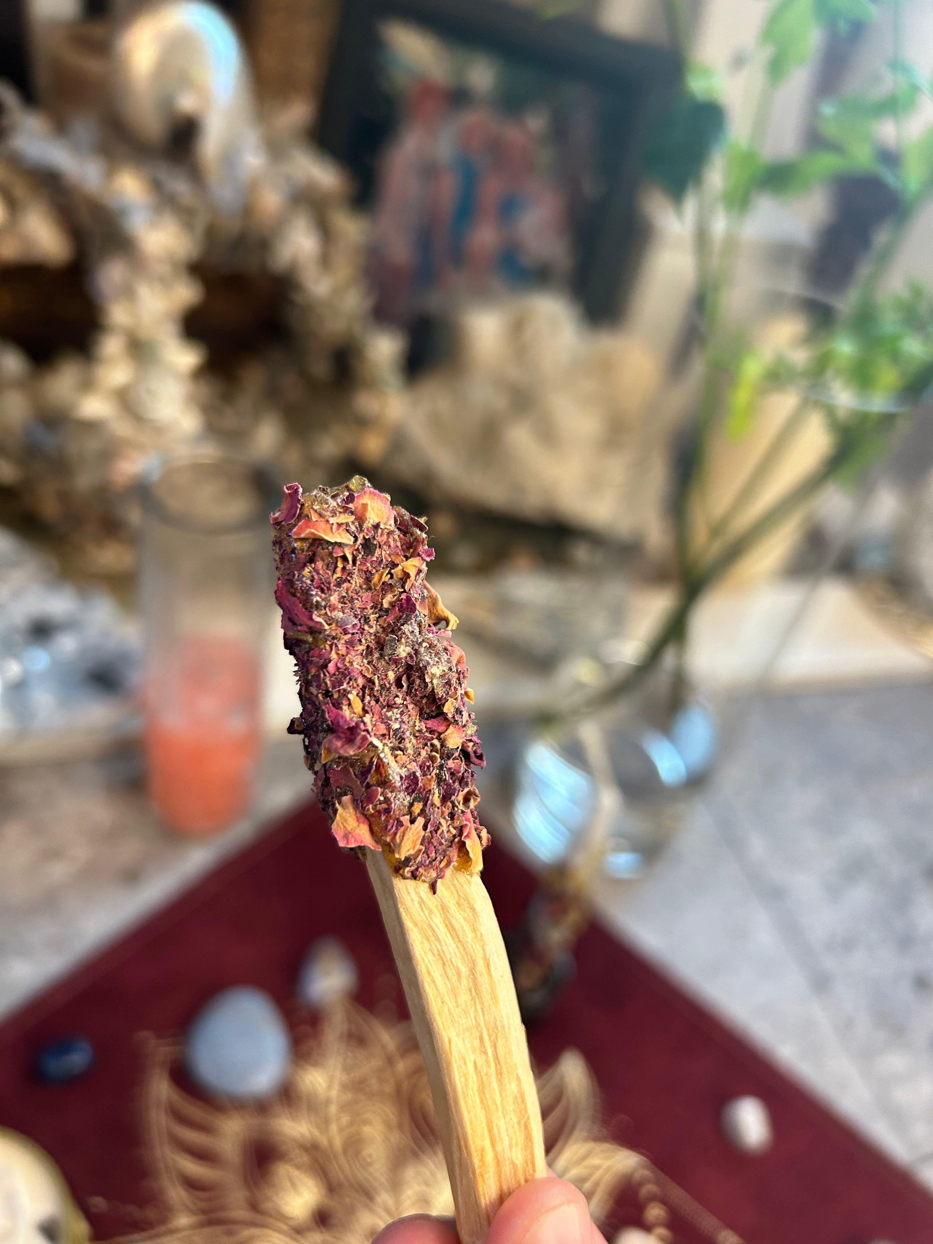 Premium Palo Santo Sticks Dipped in Copal & Rolled in Rose Petals - Natural Incense for Meditation, Yoga, Aromatherapy & Spiritual Cleansing