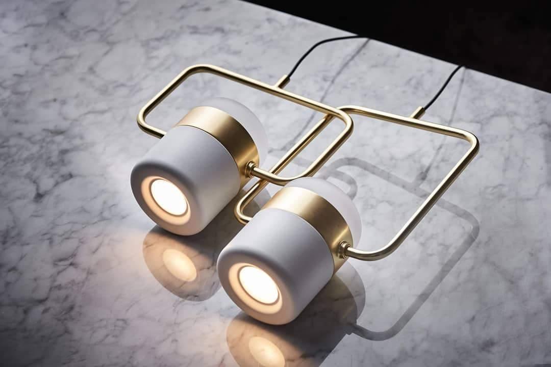 Adjustable Glass Pendant Light Fixture - Modern Dimmable Hanging Chandelier for Kitchen Island, Dining Room & Bedroom Lighting Decor