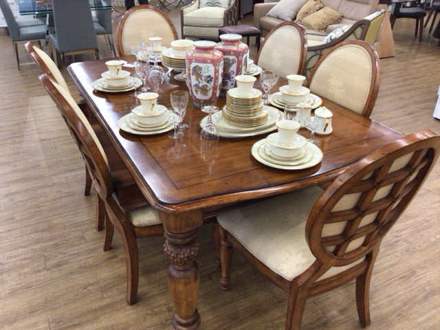 Tommy Bahama 6-Piece Dining Table Set with 2 Extendable Leaves - Perfect for Family Gatherings & Outdoor Entertaining