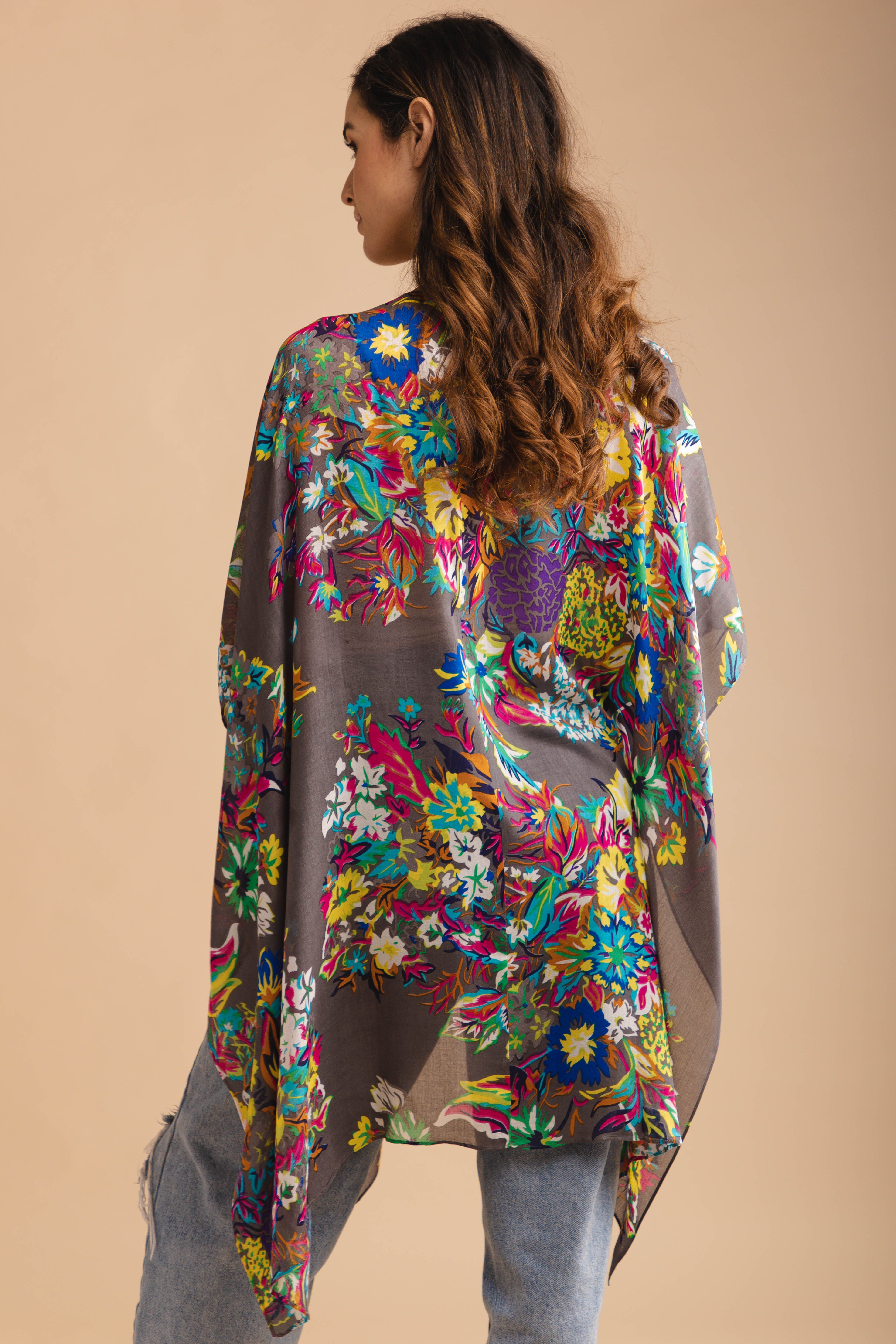 Elegant Floral Kimono Robe - Lightweight & Flowy Women's Cover Up for Beach, Pool, or Lounge Wear