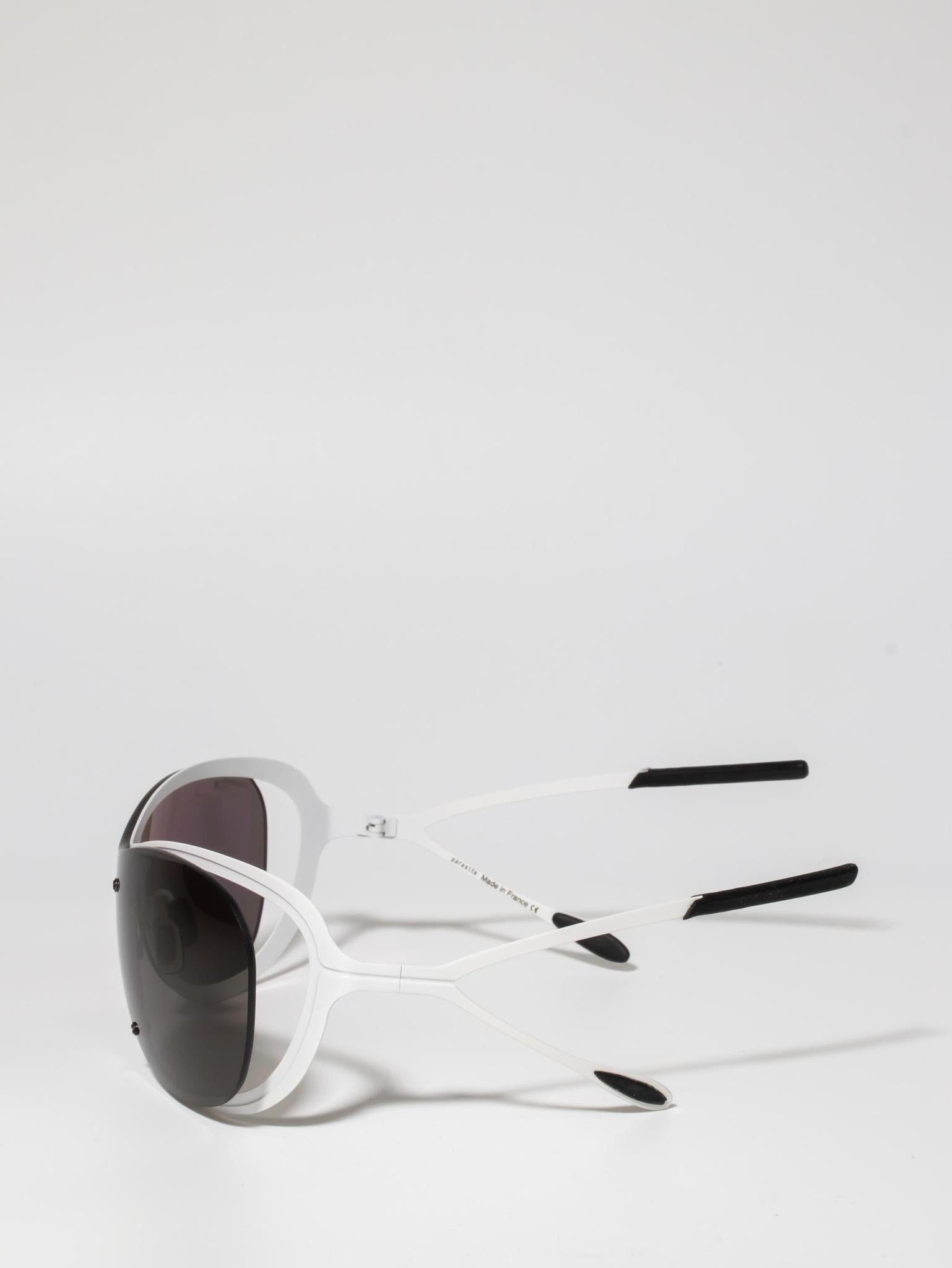 PARASITE | MANIA C13B - Premium Fashion Accessory for Trendy Outfits & Streetwear Style