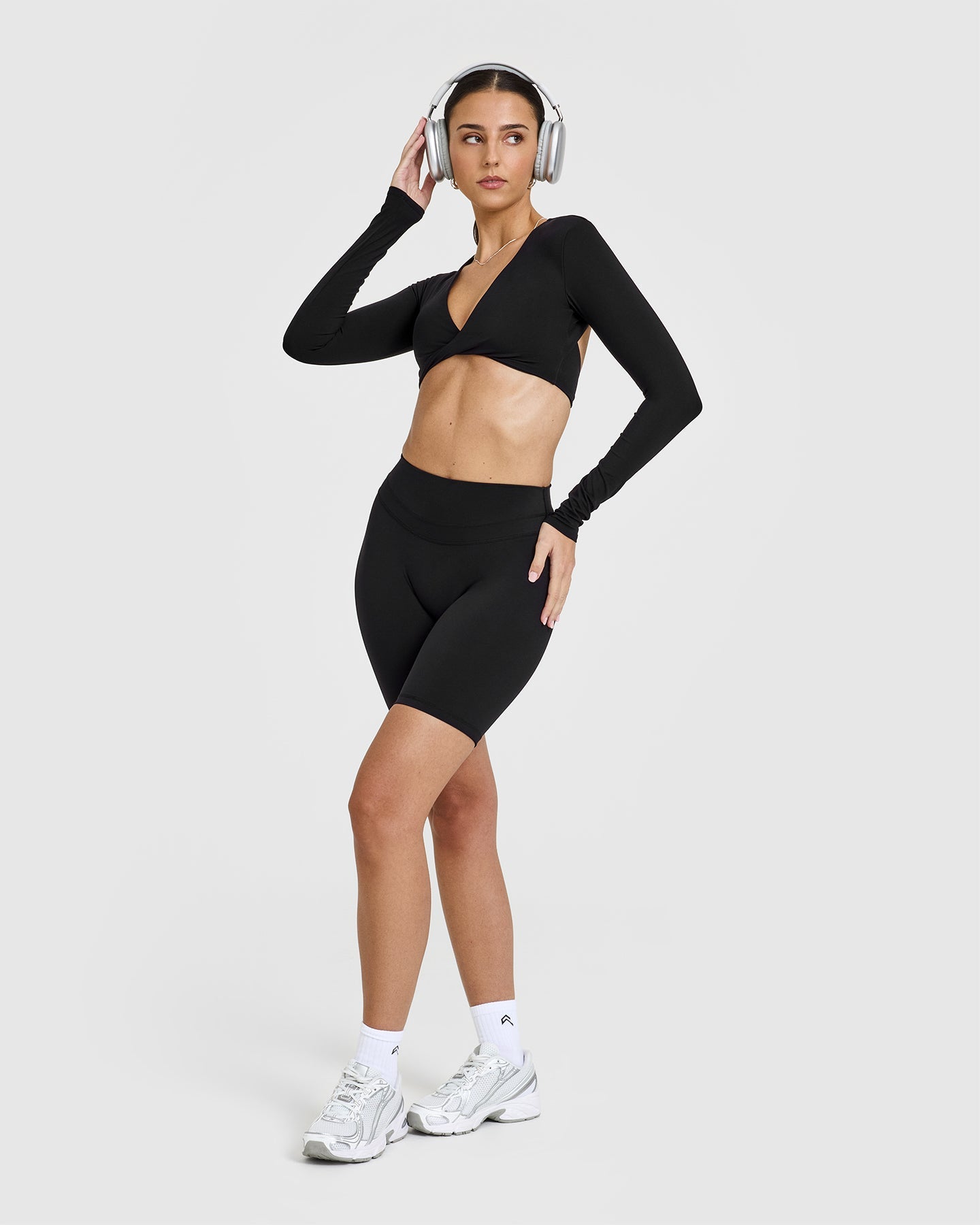 Stylish Black Twist Front Long Sleeve Crop Top for Women | Fashionable Casual & Party Wear | Perfect for Date Nights, Club Outings & Street Style