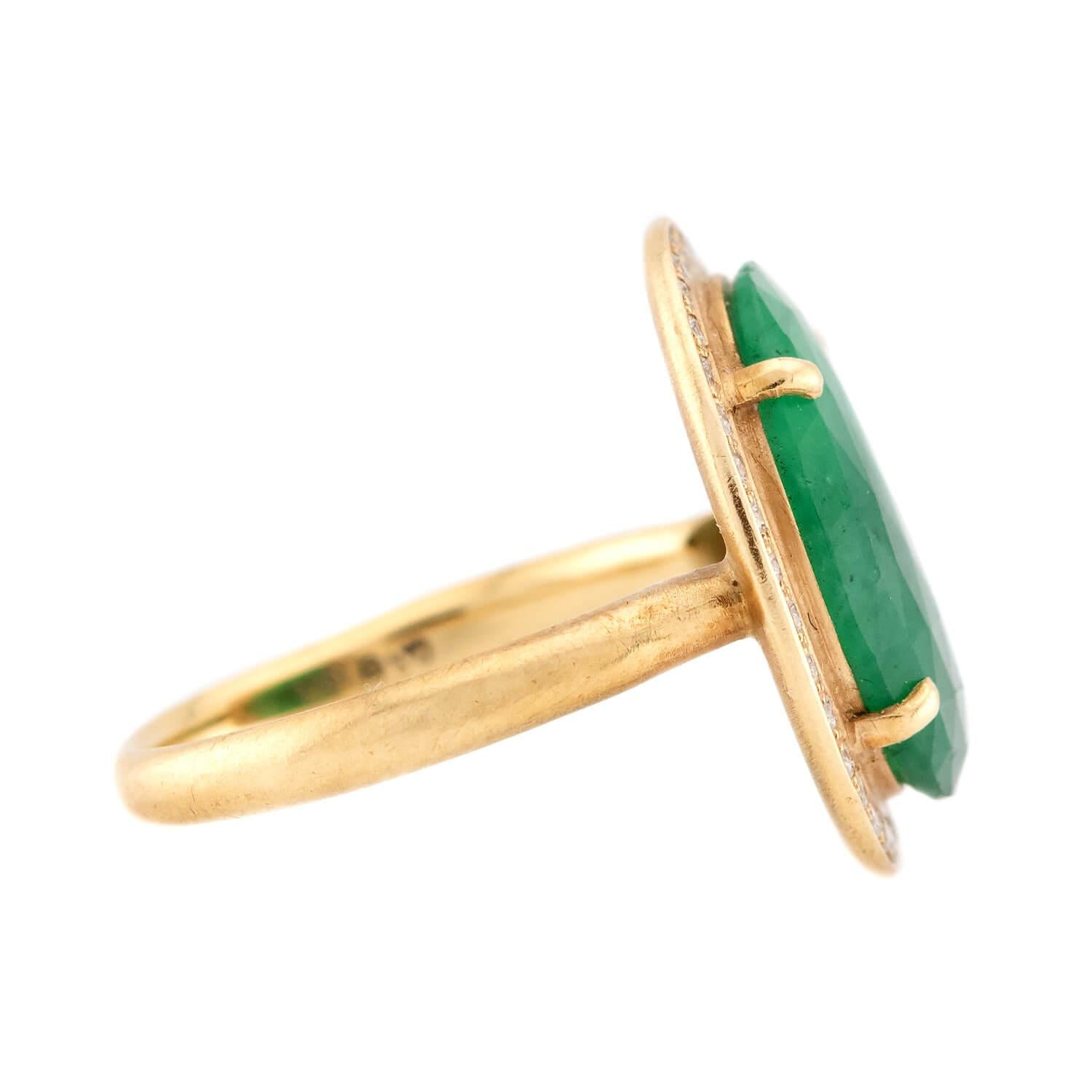 18k Gold Emerald and Diamond Halo Engagement Ring for Women - Elegant Vintage Style Wedding Band, Anniversary Gift, Proposal Jewelry