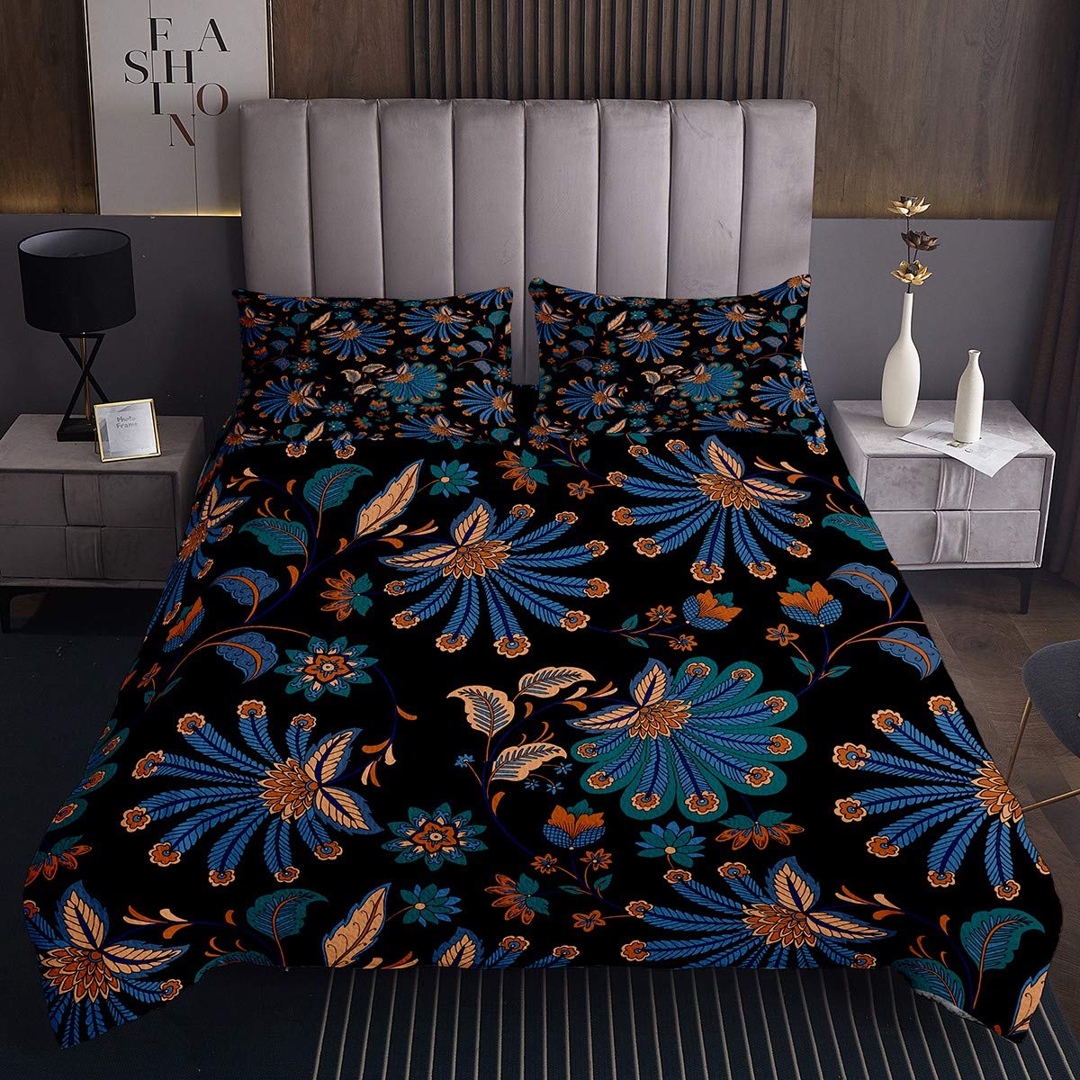 Black Rose Bloom Quilted Bedspread Set - 3 Piece Boho Comforter Cover with Floral Print, Dark Colored Microfiber All-Season Bedding for Master Bedroom, Guest Room or Dorm Decor