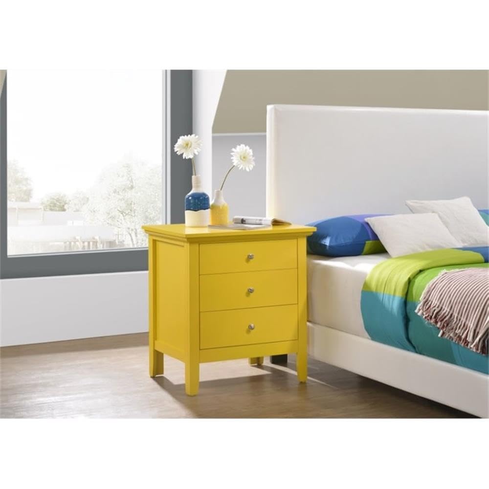 Glory Furniture Hammond 3-Drawer Nightstand - Yellow Wooden Bedside Table for Bedroom, Living Room & Guest Room | Compact Storage Solution with Smooth Gliding Drawers
