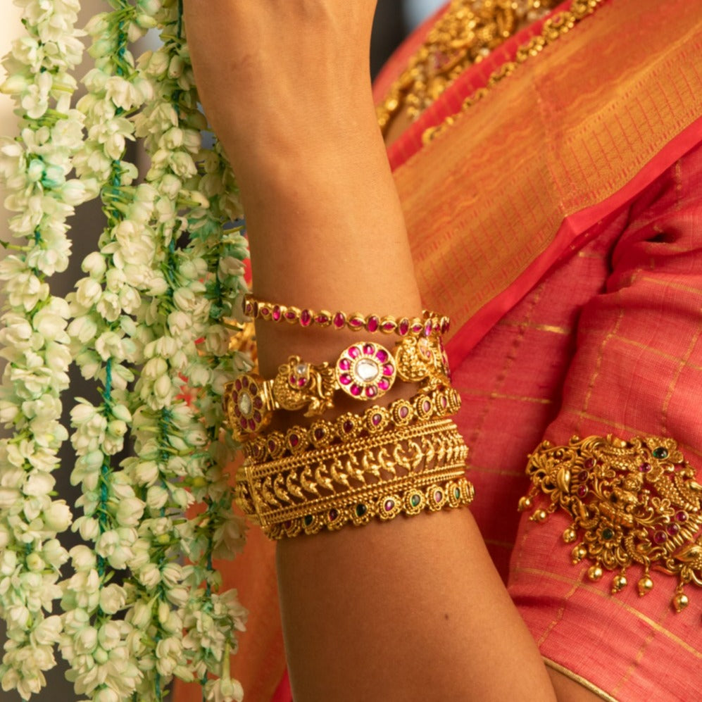 Antique Bangles for Women - Vintage Indian Jewelry - Handcrafted Brass & Glass Bangles - Perfect for Weddings, Festivals & Boho Fashion
