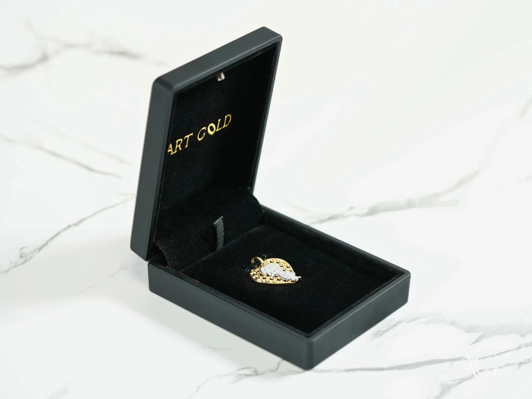 18k Gold H Doll Pendant Necklace - Elegant & Luxurious Jewelry Gift for Women, Perfect for Anniversaries, Birthdays & Special Occasions