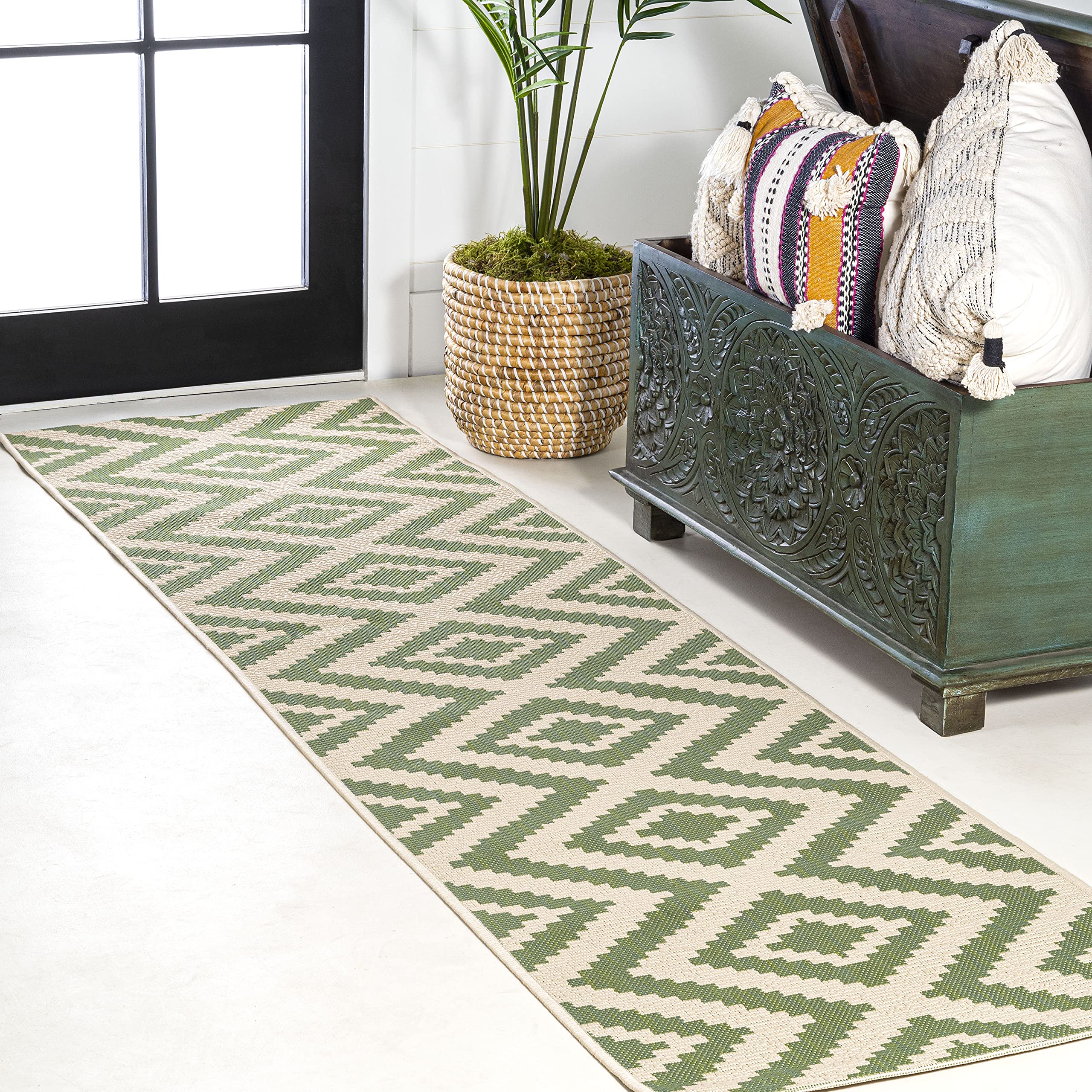 Jonathan Y SMB116B-28 Sintra Diamond Tribal Indoor/Outdoor Area Rug - Bohemian Coastal Design, Easy Cleaning, Non-Shedding - 2' x 8' Green/Cream - Perfect for Bedroom, Kitchen, Backyard & Patio Decor