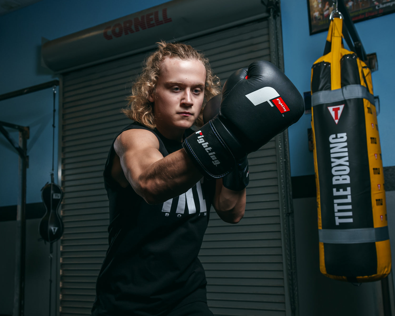 Premium Leather Boxing Gloves for Training & Sparring - Ideal for MMA, Kickboxing, and Fitness Workouts