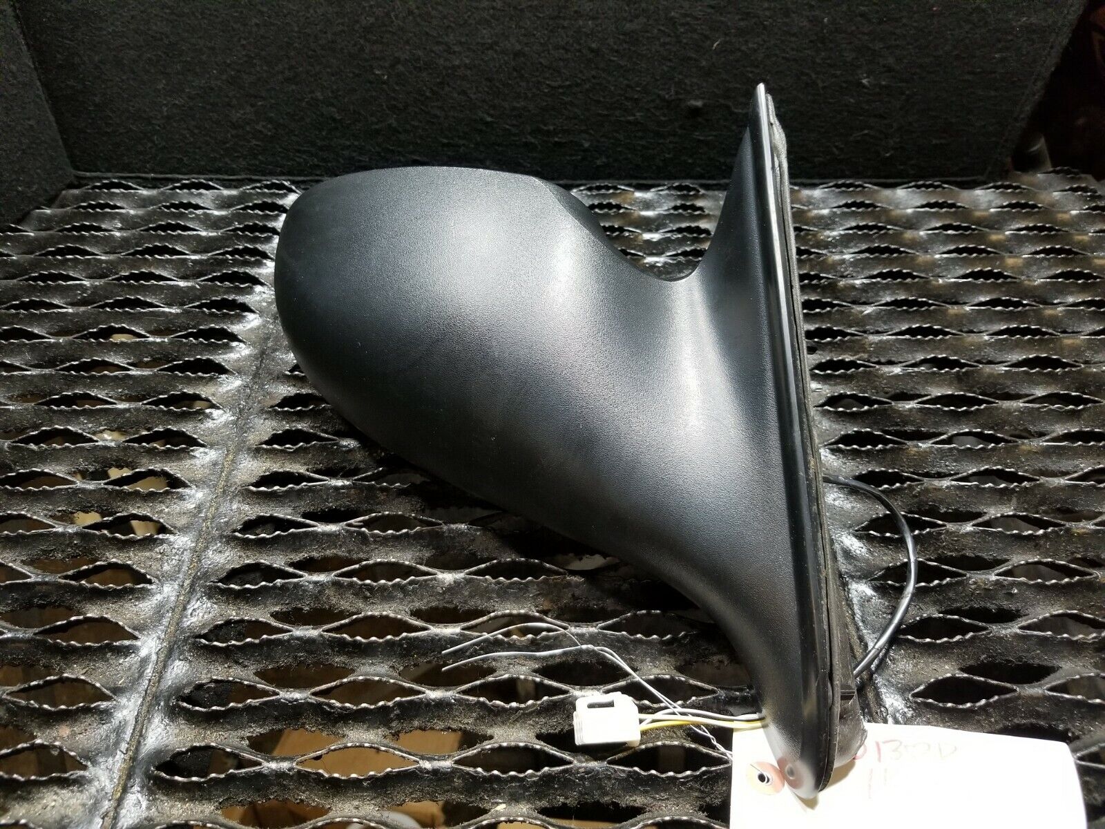 2004 Dodge Stratus Right Passenger Side View Mirror - OEM Replacement Part - Perfect for Car Repair & Safety Enhancement