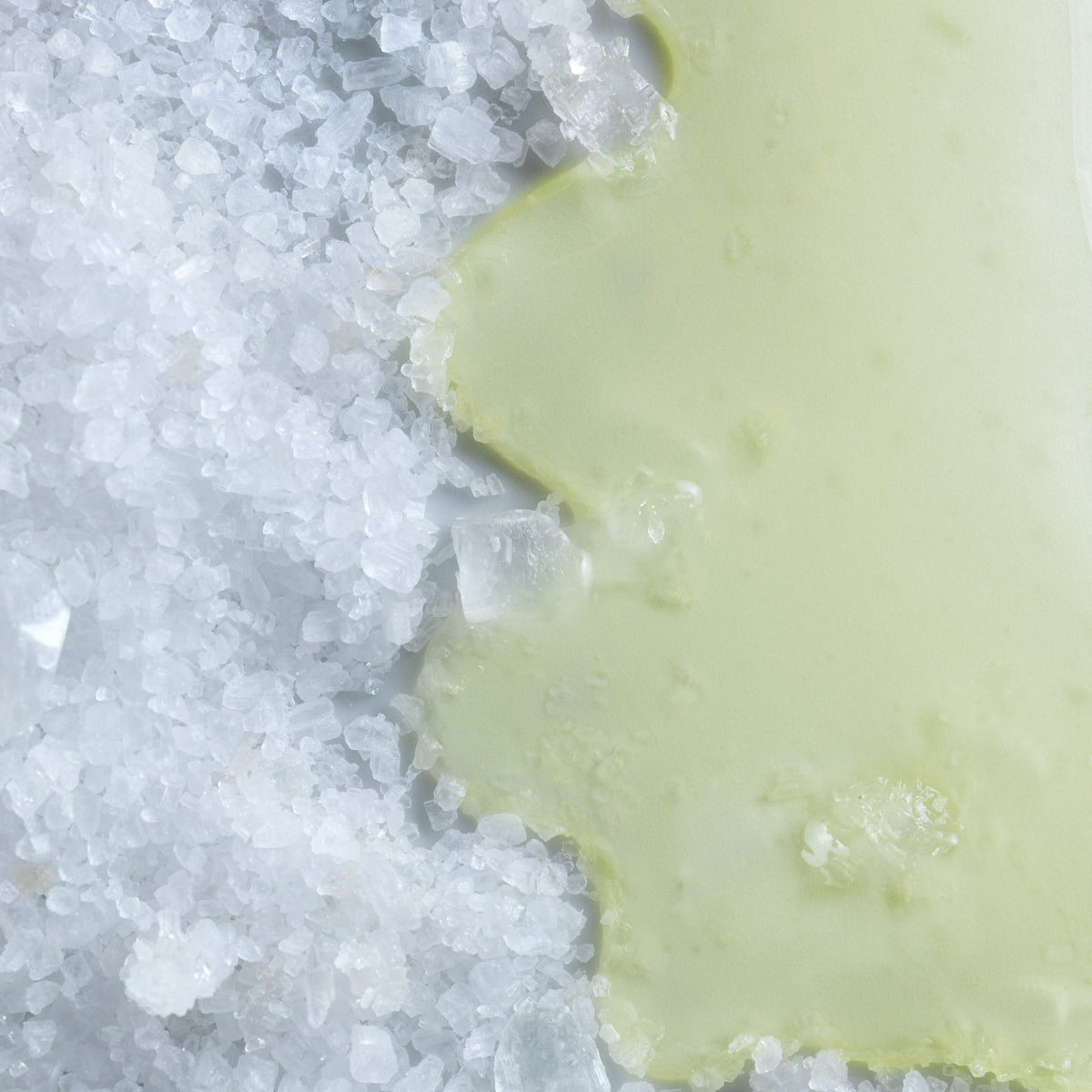 Next Generation Lavender Apple Body Scrub 600g - Exfoliating & Moisturizing for Soft Skin - Perfect for Spa Day & Self-Care Routine