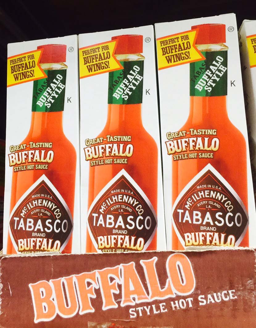 Tabasco Buffalo Style Hot Sauce - 5oz Bottle (Pack of 6) | Spicy Wing Sauce for Chicken Wings, Pizza & Burgers | Hot & Tangy Flavor Enhancer for Cooking & Grilling