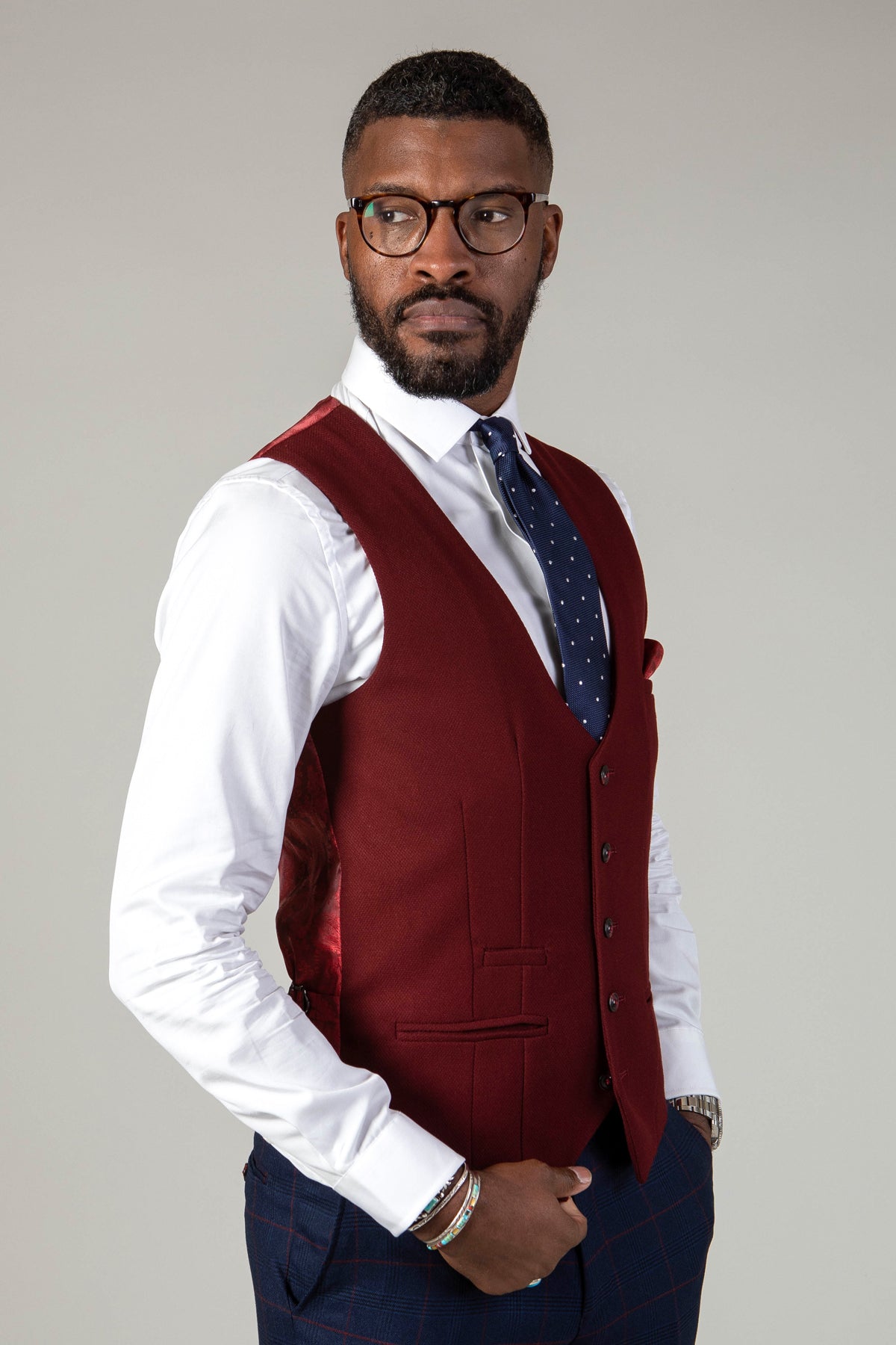 KELVIN Men's Slim Fit Single Breasted Waistcoat Vest for Wine Tasting & Formal Events - Perfect for Weddings, Business Meetings & Cocktail Parties