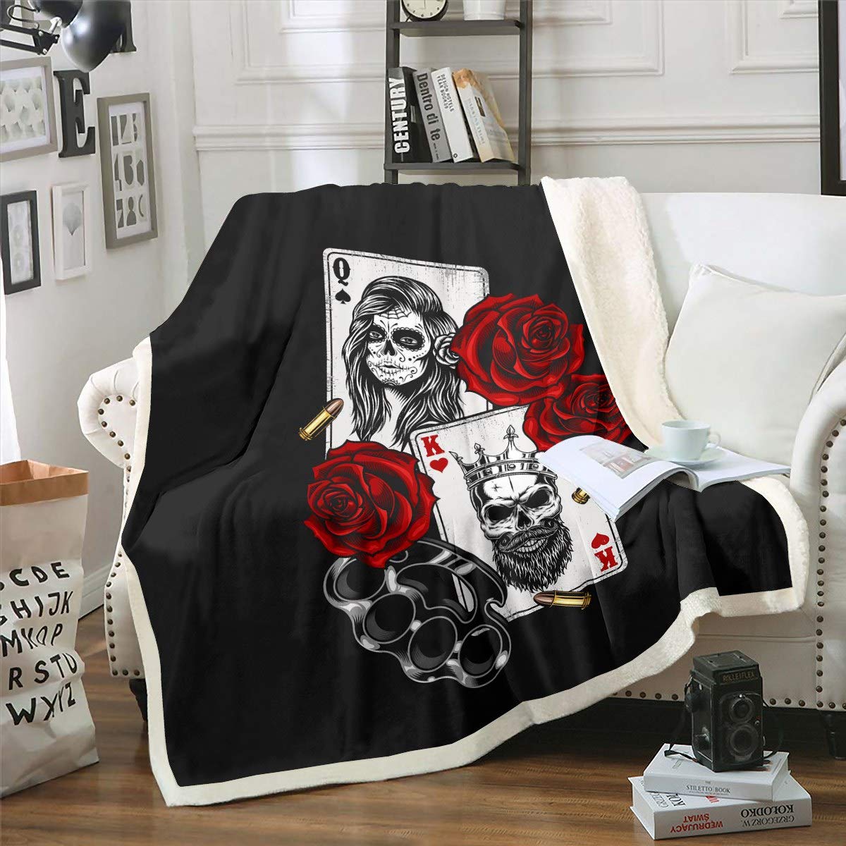 Gothic Sugar Skull Fleece Throw Blanket 50x60 Inch - Soft Plush Sherpa Blanket with Skull & Rose Pattern for Couch, Bed, Sofa - Perfect for Halloween Decor, Cozy Movie Nights & Gothic Home Decor