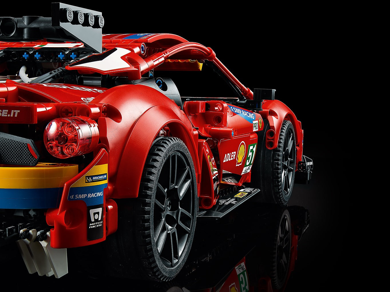 LEGO Technic 42125 Ferrari 488 GTE 