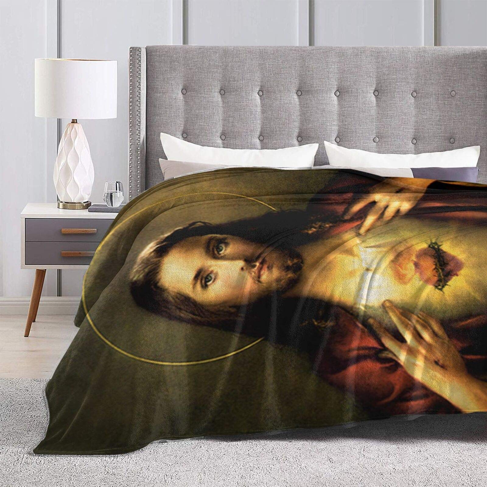 Jesus Christ Sacred Heart Throw Blanket - Ultra Soft Micro Fleece Blanket for Bed, Couch & Living Room - 80x60 Inches - Cozy Warm Blanket for Prayer, Meditation & Relaxation