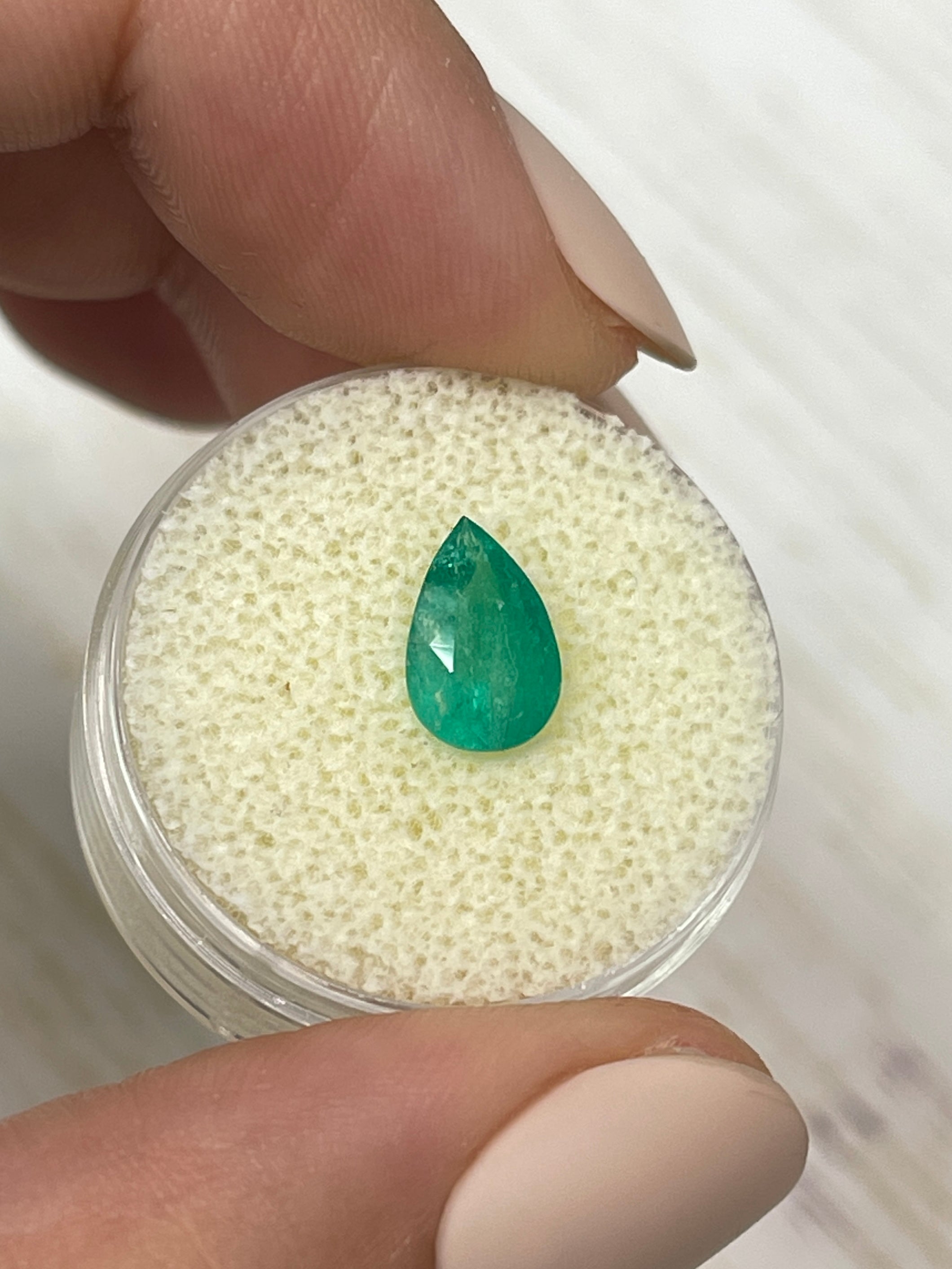 1.32 Carat Natural Loose Colombian Emerald Pear Cut Gemstone for Jewelry Making - Engagement Rings, Necklaces & Earrings