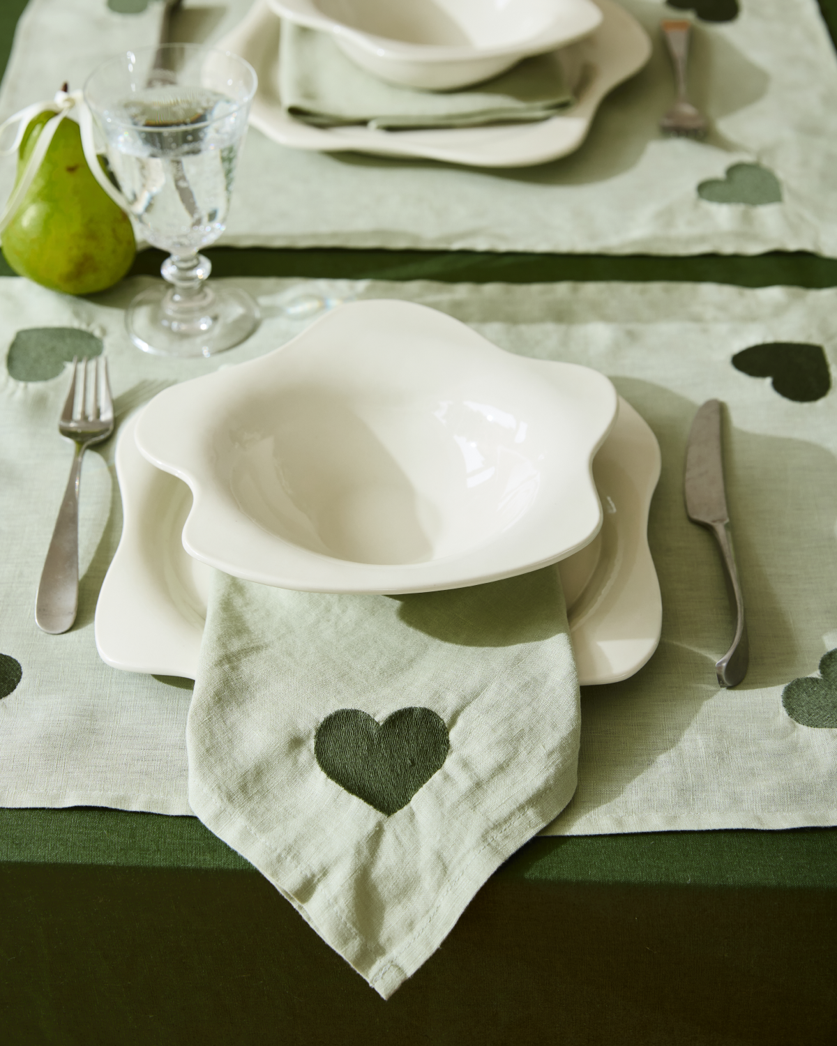 Premium Sage & Olive 100% French Flax Linen Napkins Set of 4 - Eco-Friendly Table Linens for Dinner Parties, Weddings & Fine Dining
