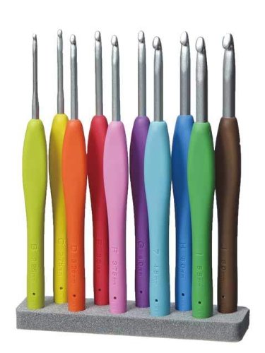 Clover 1048/I Crochet Hook - Size I (5.5mm) - Ergonomic Green Crochet Needle for Yarn Crafts - Perfect for Knitting, Amigurumi & DIY Projects