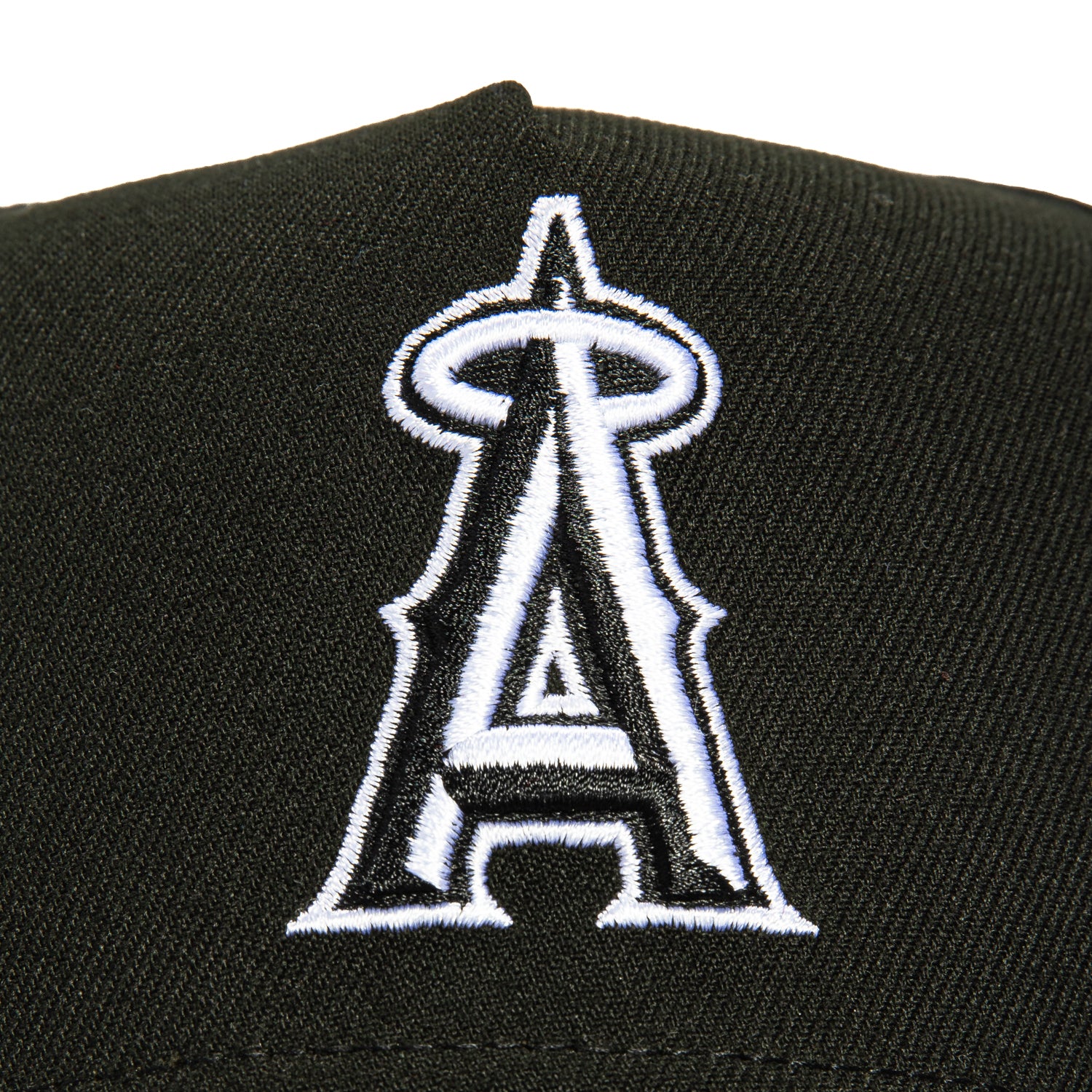 New Era 9Forty A-Frame Los Angeles Angels Snapback Baseball Cap - Black & White Adjustable Hat for Men & Women | Perfect for Baseball Games, Sports Events & Streetwear Fashion