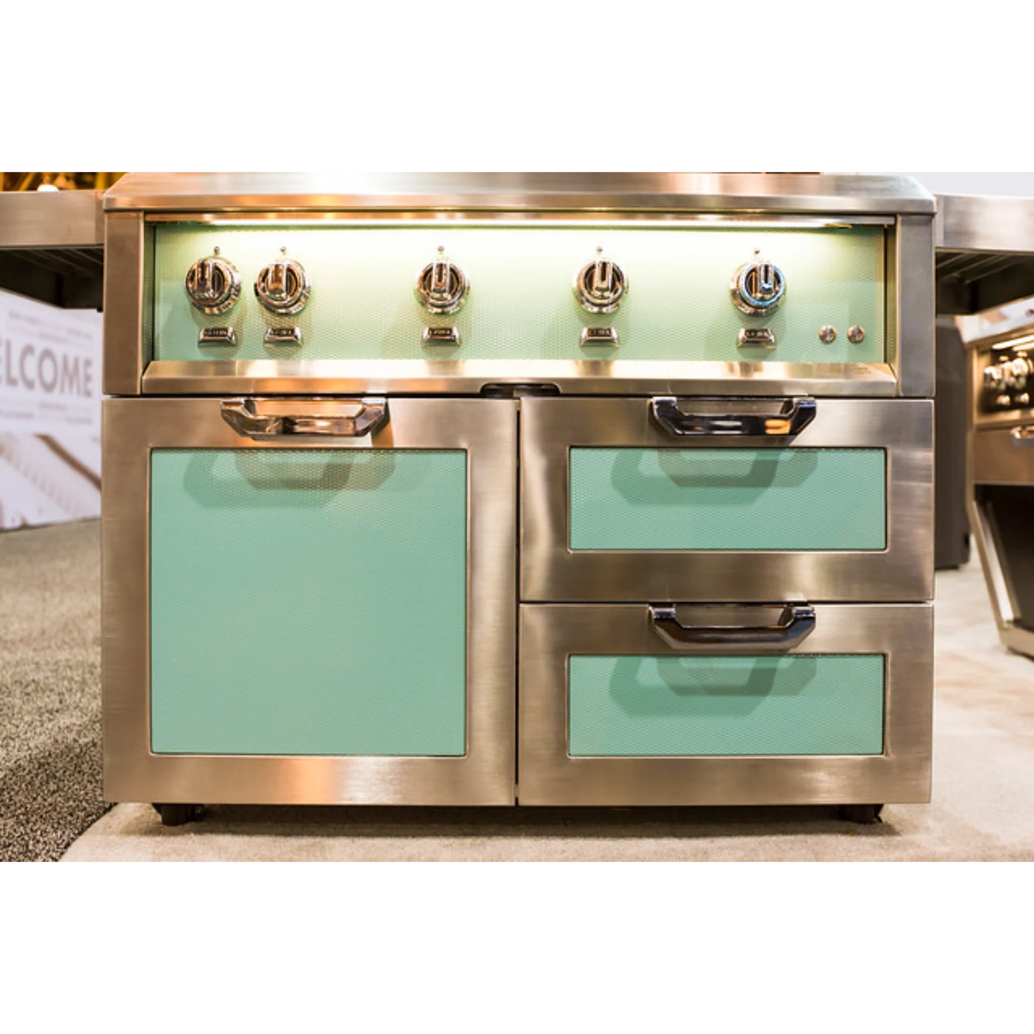 Hestan 42