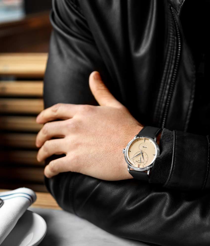 Cabaletta 778 Quartz 42mm Classic Men's Watch - Stylish Analog Wristwatch for Business, Casual & Formal Occasions