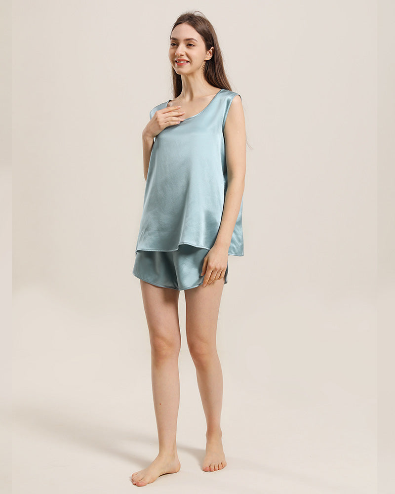 Luxury Silk Sleeveless Pajama Set for Women - Soft Breathable Sleepwear for Summer Nights & Spa Days - Perfect for Relaxation, Lounging and Gift Giving