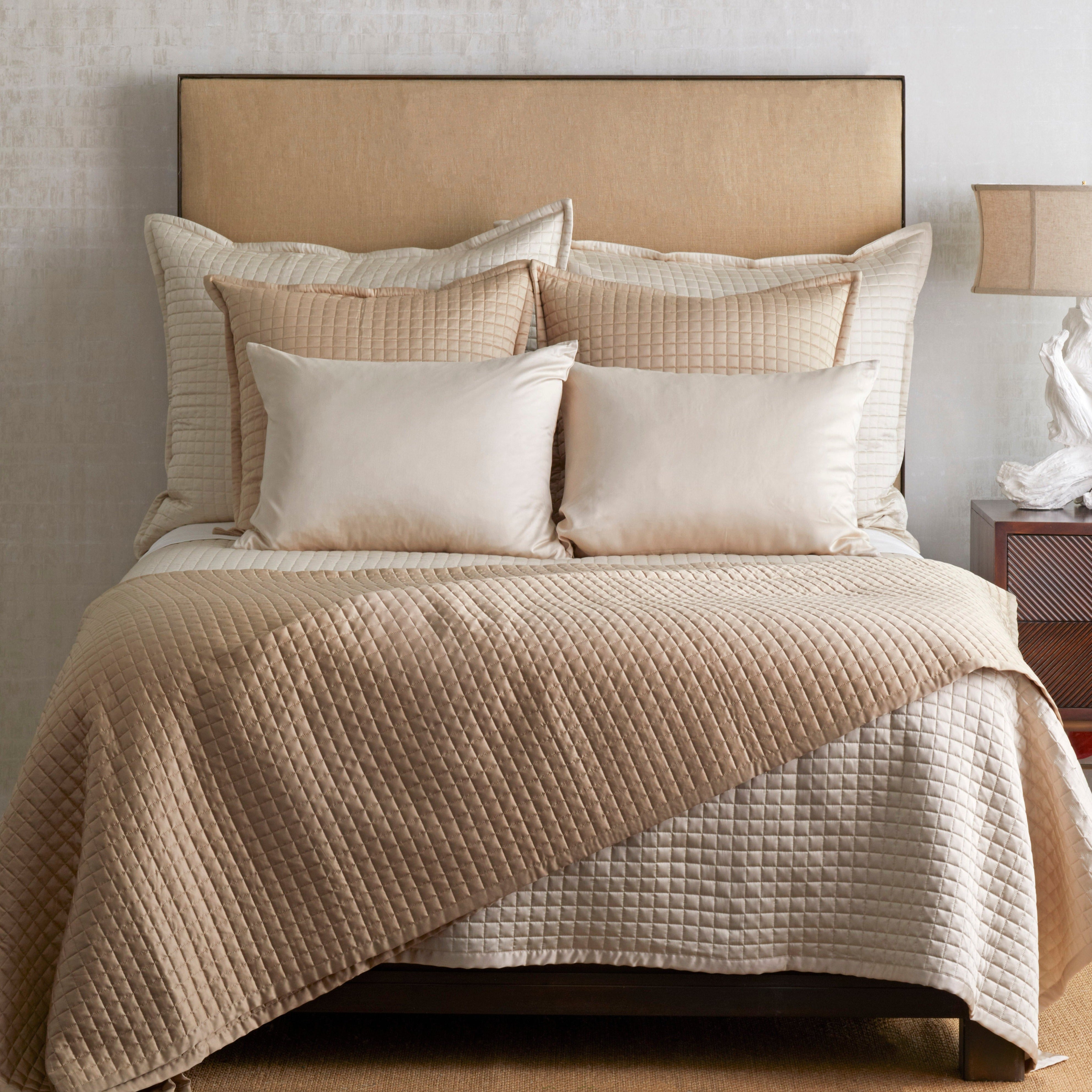 Ready to Bed 2.0 Quilted Coverlet - Soft & Breathable Bedspread for All Seasons | Perfect for Bedroom Decor, Guest Rooms & Cozy Nights