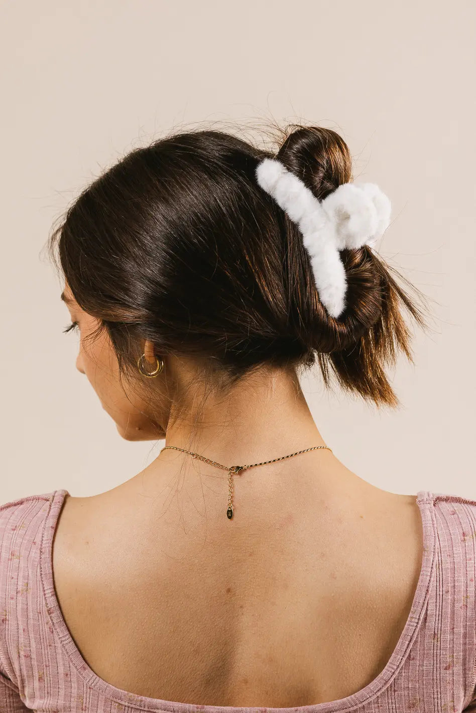 Cream Fuzzy Claw Hair Clip - Soft Grip Hair Claw for Women & Girls - Perfect for Ponytails, Buns & Everyday Hairstyles