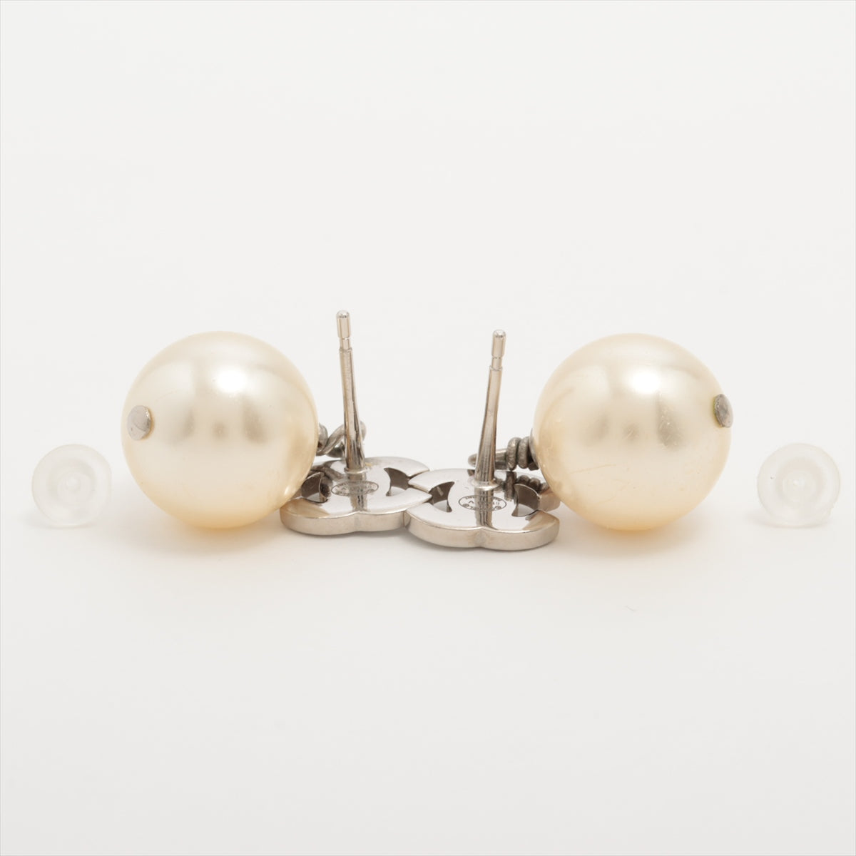 Chanel CC Pearl Drop Earrings Silver - Fashion Costume Jewelry for Women | Elegant Party & Wedding Accessories