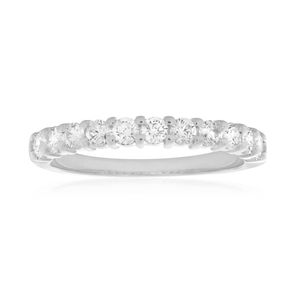 18ct White Gold Diamond Ring - 1/2 Carat Solitaire Engagement Ring for Women | Perfect for Proposals, Anniversaries & Special Occasions