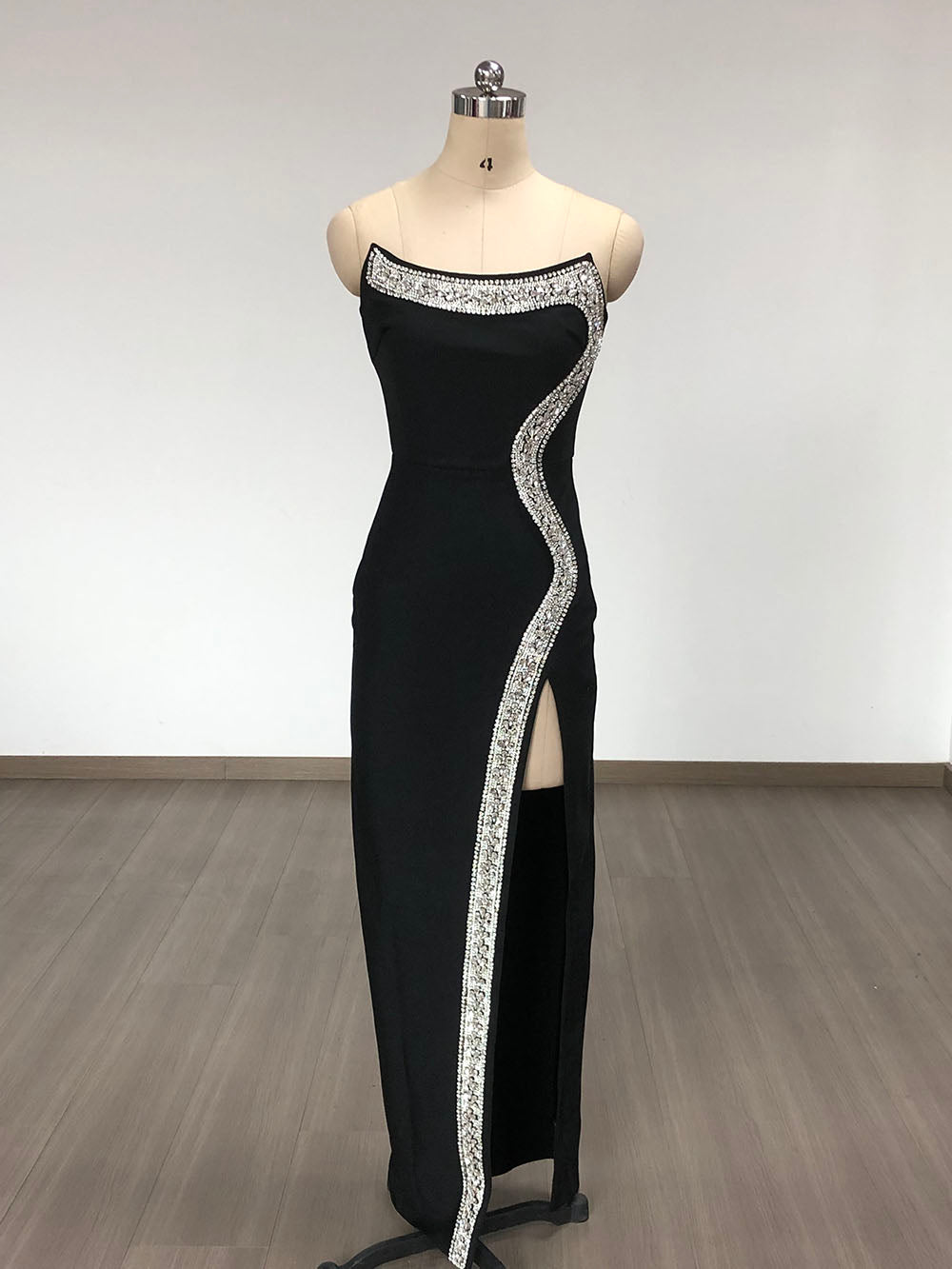 Elegant Black Amber Embellished Bandage Gown - Perfect for Evening Parties, Prom, and Formal Events