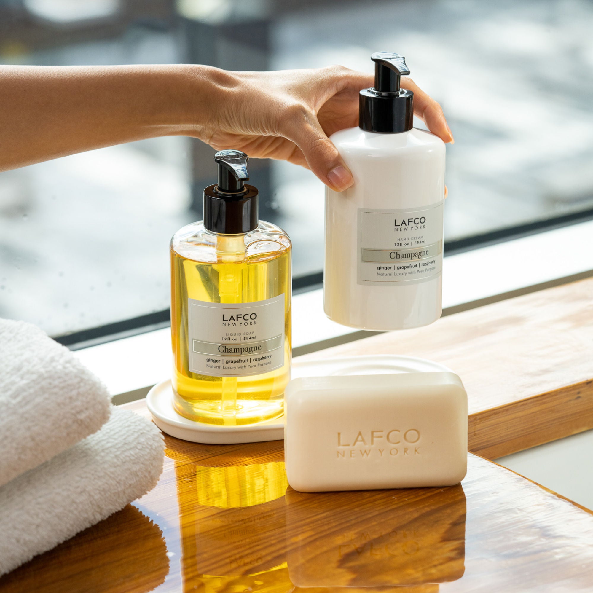 Luxury Champagne Scented Liquid Hand Soap - Moisturizing & Gentle for Daily Use - Perfect for Bathroom, Kitchen, and Guest Washrooms
