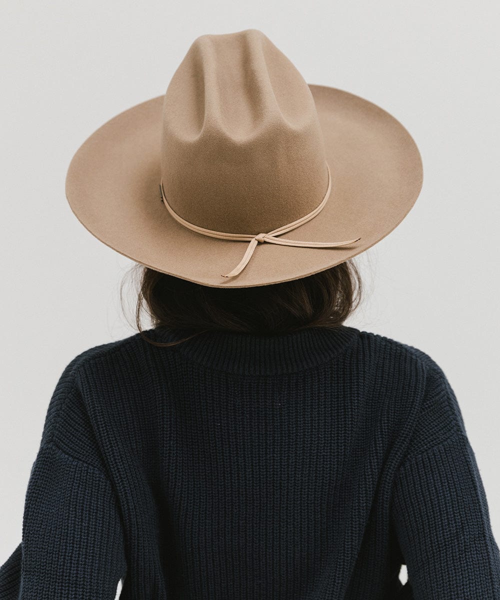 Ezra Western Cowboy Hat for Men & Women - Stylish Felt Cowboy Hat with Wide Brim - Perfect for Rodeo, Country Music Festivals & Outdoor Adventures