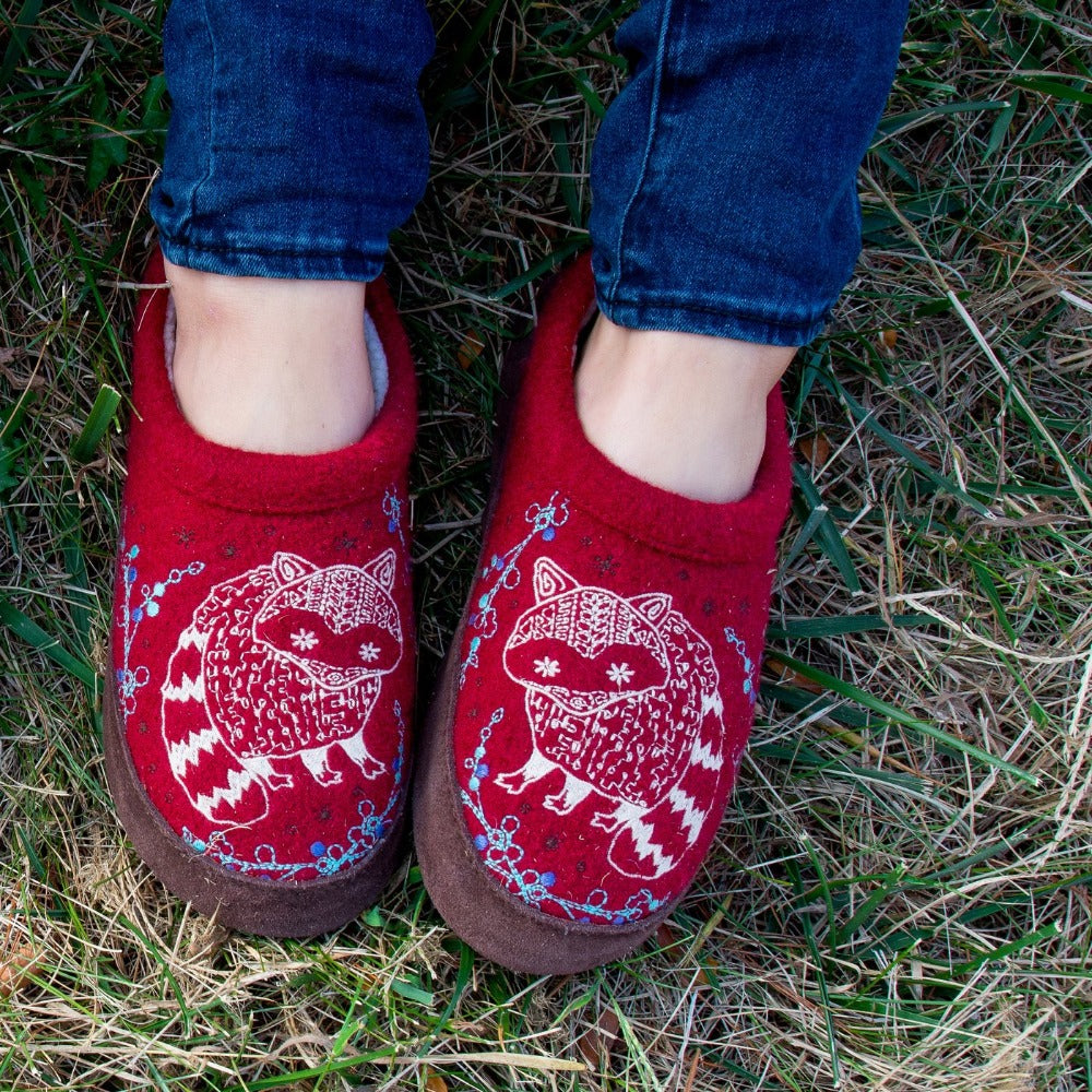Women's Cozy Forest Mule Slippers with Non-Slip Indoor/Outdoor Sole - Soft House Shoes for Relaxing at Home, Quick Errands & Backyard Comfort