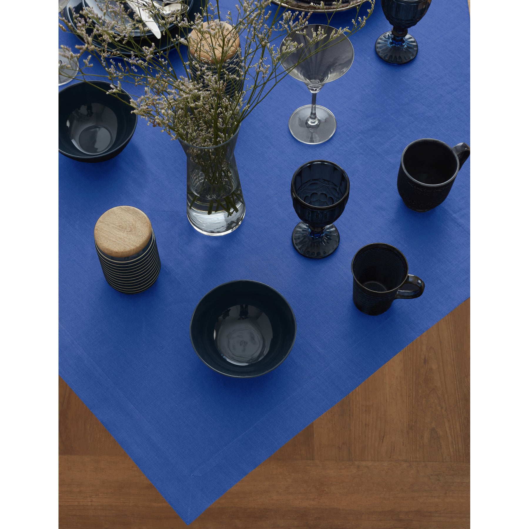 Fete Table Throw - Premium Waterproof Outdoor Picnic Blanket for Beach, Park & Camping - Perfect for Parties, BBQs & Picnics