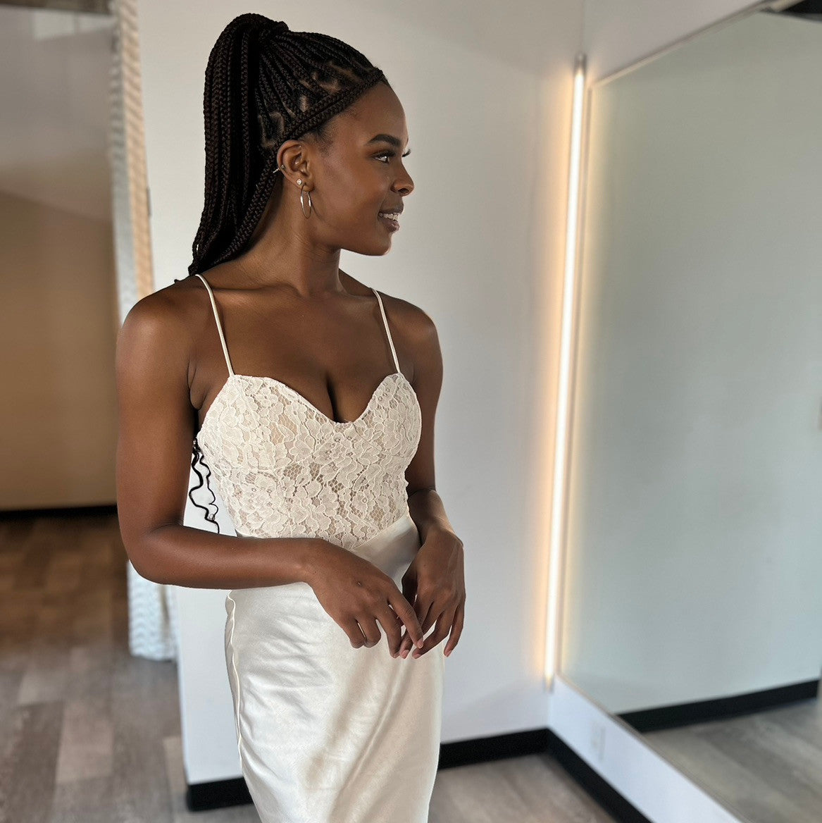 Penelope Maxi Dress in Ivory - Elegant Long Flowy Dress for Women, Perfect for Weddings, Parties & Summer Outfits