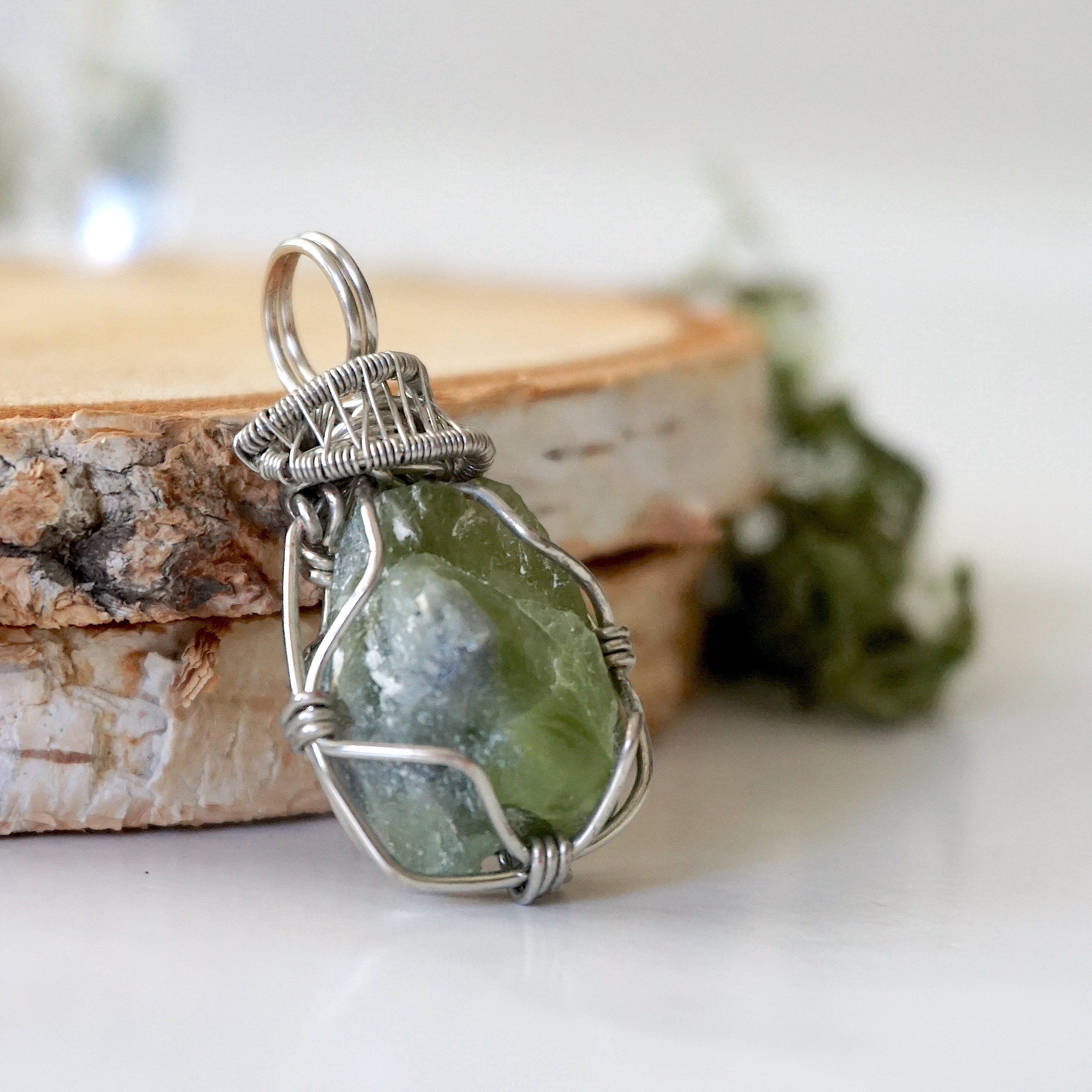 Natural Raw Peridot Pendant Necklace in 14K White Gold - Elegant Jewelry for Women, Perfect for Gifts, Weddings & Special Occasions