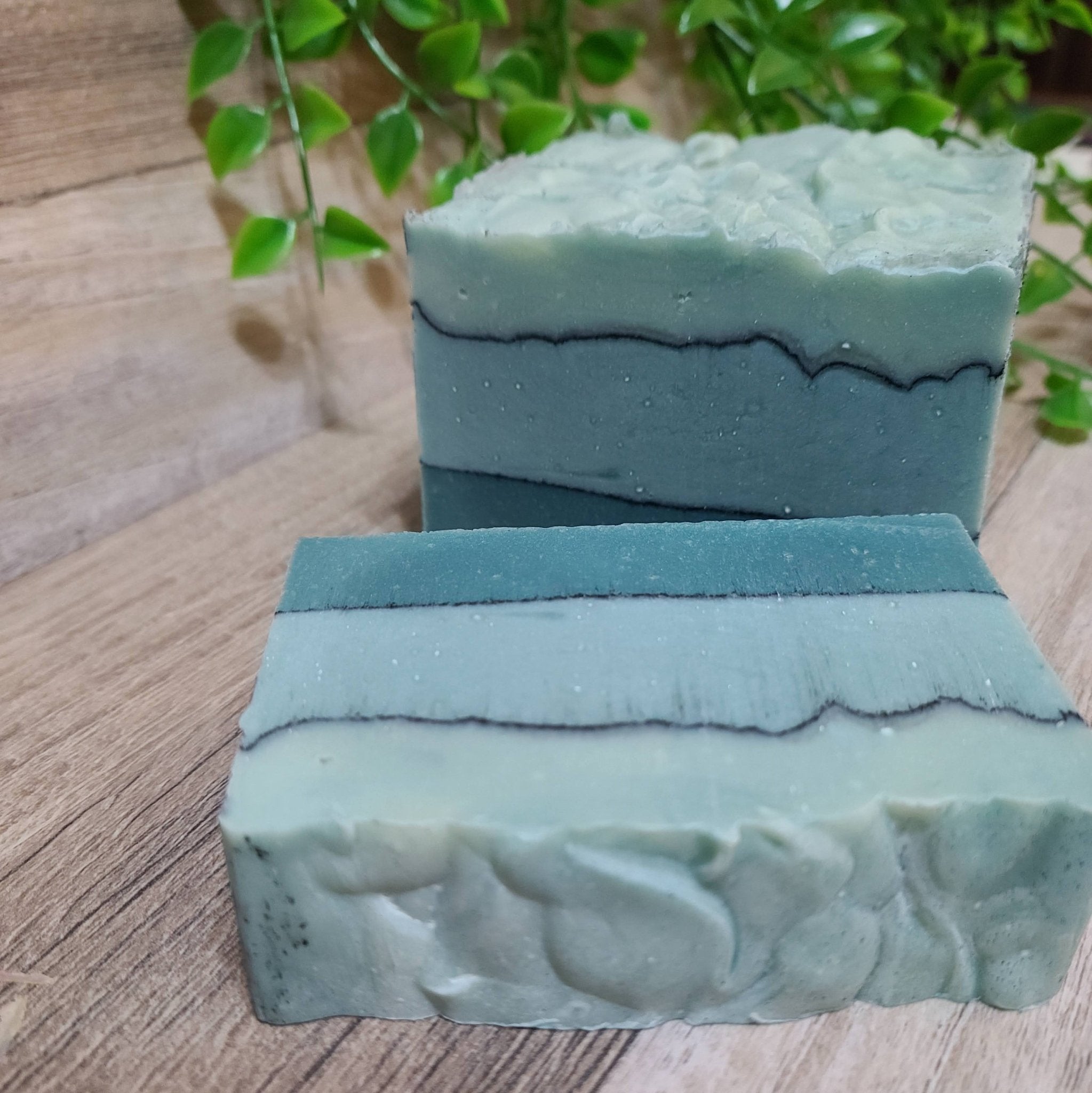 Layered Wholesale Handmade Soap - Natural, Organic & Handcrafted Bar Soap for Gifts, Spa & Bath - Perfect for Luxury Skincare, Wedding Favors & Self-Care Routine