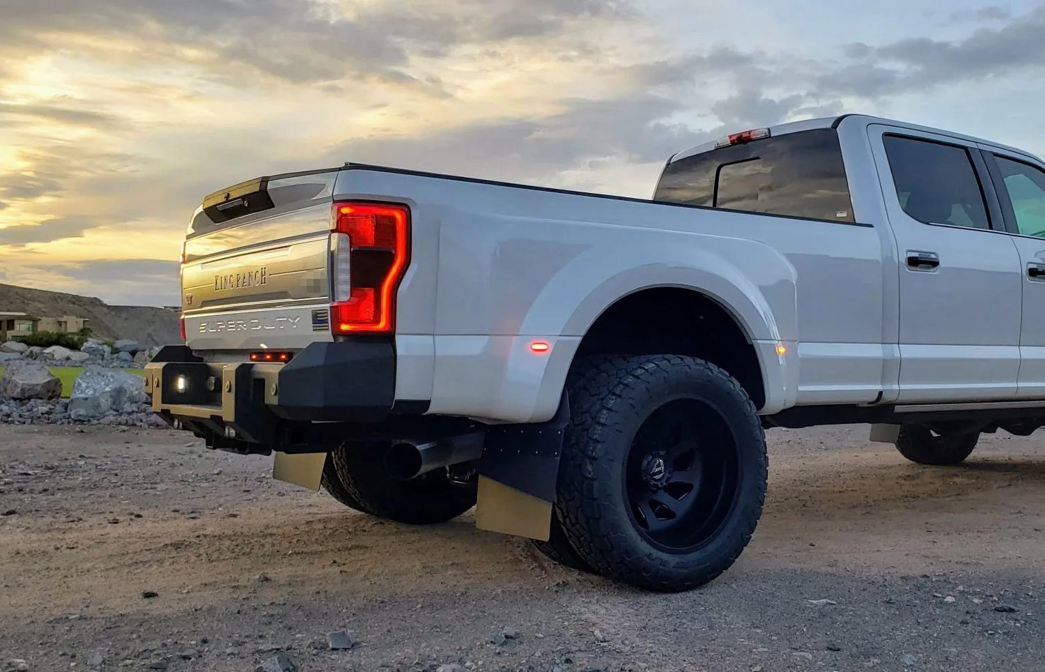 4-Piece Smoked 48 LED Wheel Fender Side Marker Lights for 2011-2023 Ford F250 F550 Dually Trucks - Waterproof & Durable for Off-Road & Night Driving
