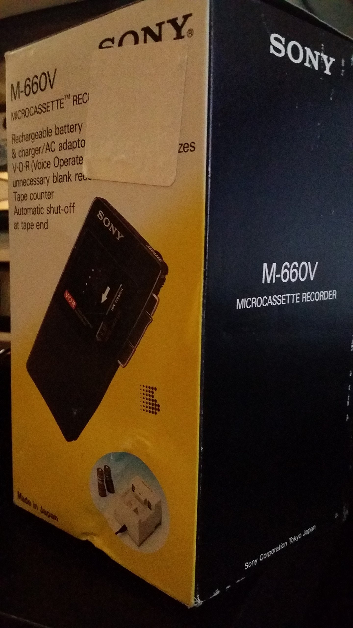 Sony M-660V Professional Microcassette Voice Recorder - Portable Handheld Dictaphone with Built-in Mic & Gift Box - Perfect for Lectures, Interviews & Note Taking