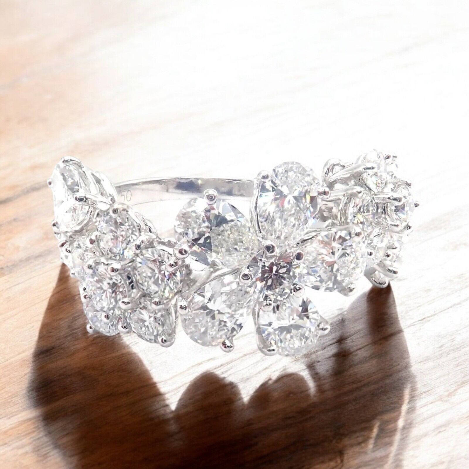 Authentic Van Cleef & Arpels Folie des Pres 18k White Gold Diamond Flower Ring - Luxury Jewelry for Weddings, Anniversaries & Special Occasions