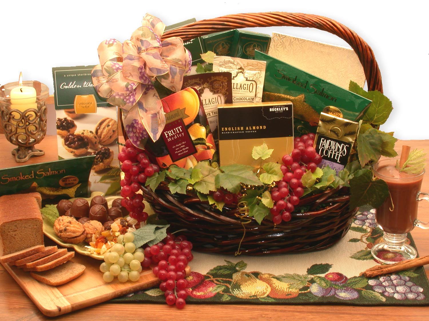 Premium Kosher Gourmet Gift Basket - Deluxe Assortment of Fine Foods & Treats - Perfect for Holidays, Birthdays & Corporate Gifting