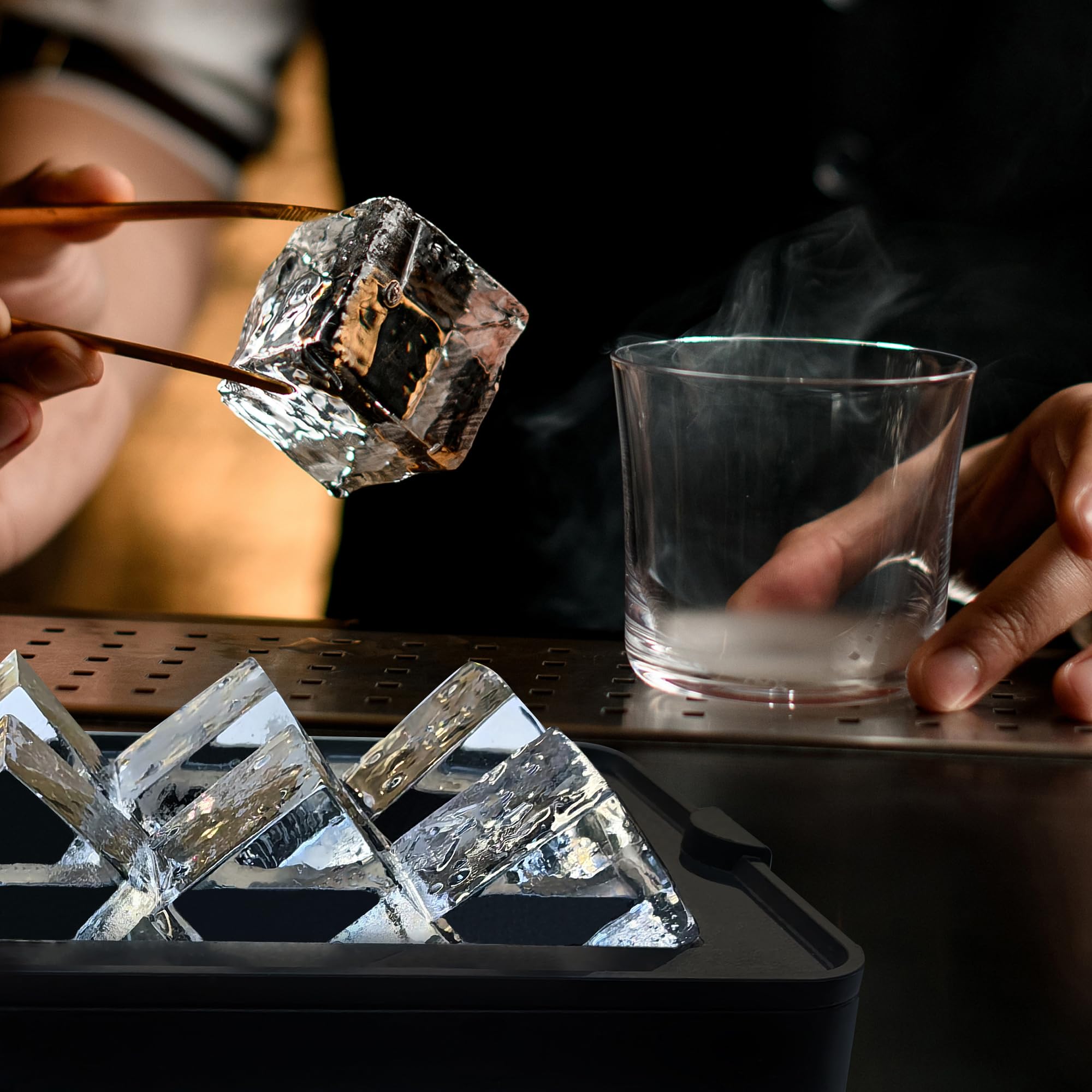 Premium Clear Ice Cube Maker Tray - 8-Cavity Silicone Mold for Crystal Clear Ice Cubes | Perfect for Whiskey, Cocktails & Cold Drinks | Home Bar & Party Essential