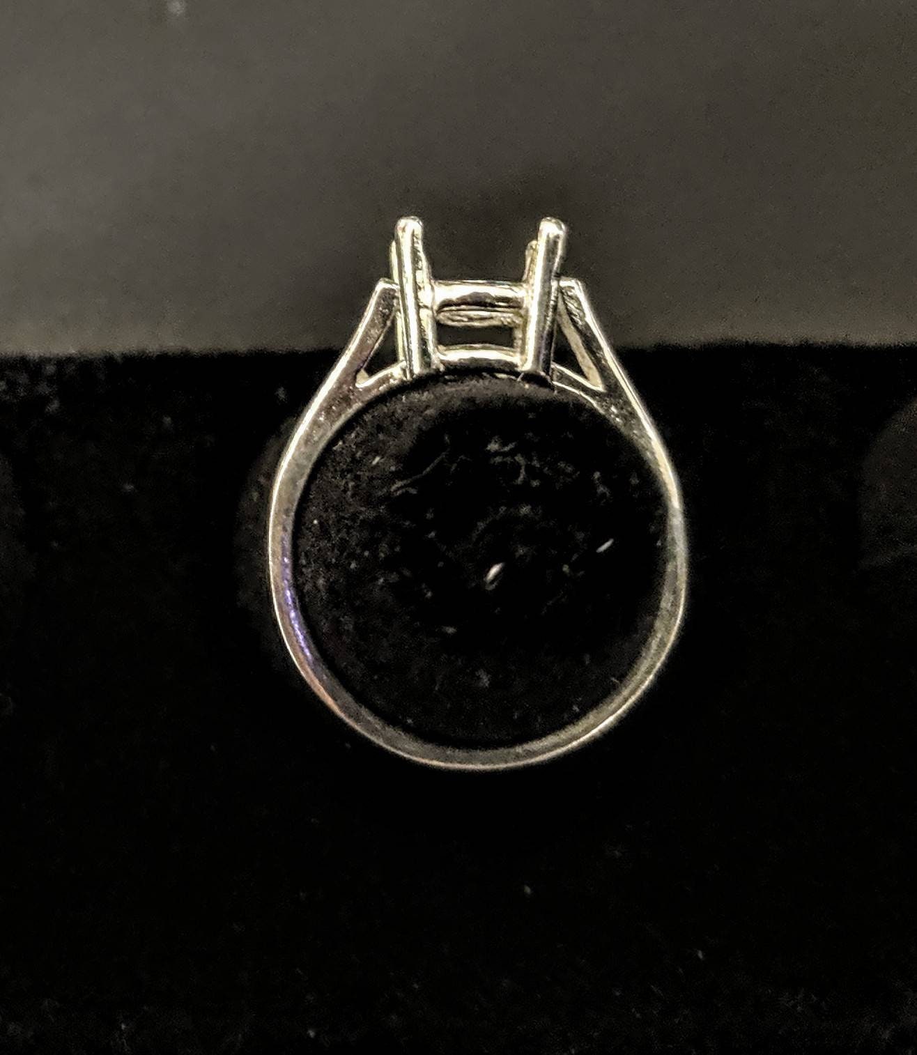 Sterling Silver 9mm-15mm Round 4 Prong Pre-Notched Blank Ring Shank Setting - Size 7 (163-496) - Perfect for Jewelry Making, DIY Crafting & Engagement Ring Designs